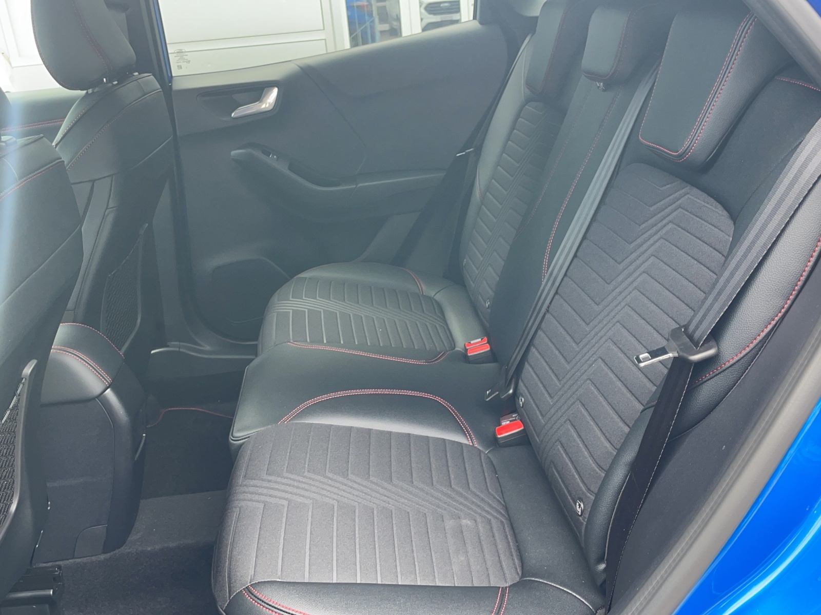 FORD Puma 1.0 EcoB Hybrid 125 ST-Line X - 12