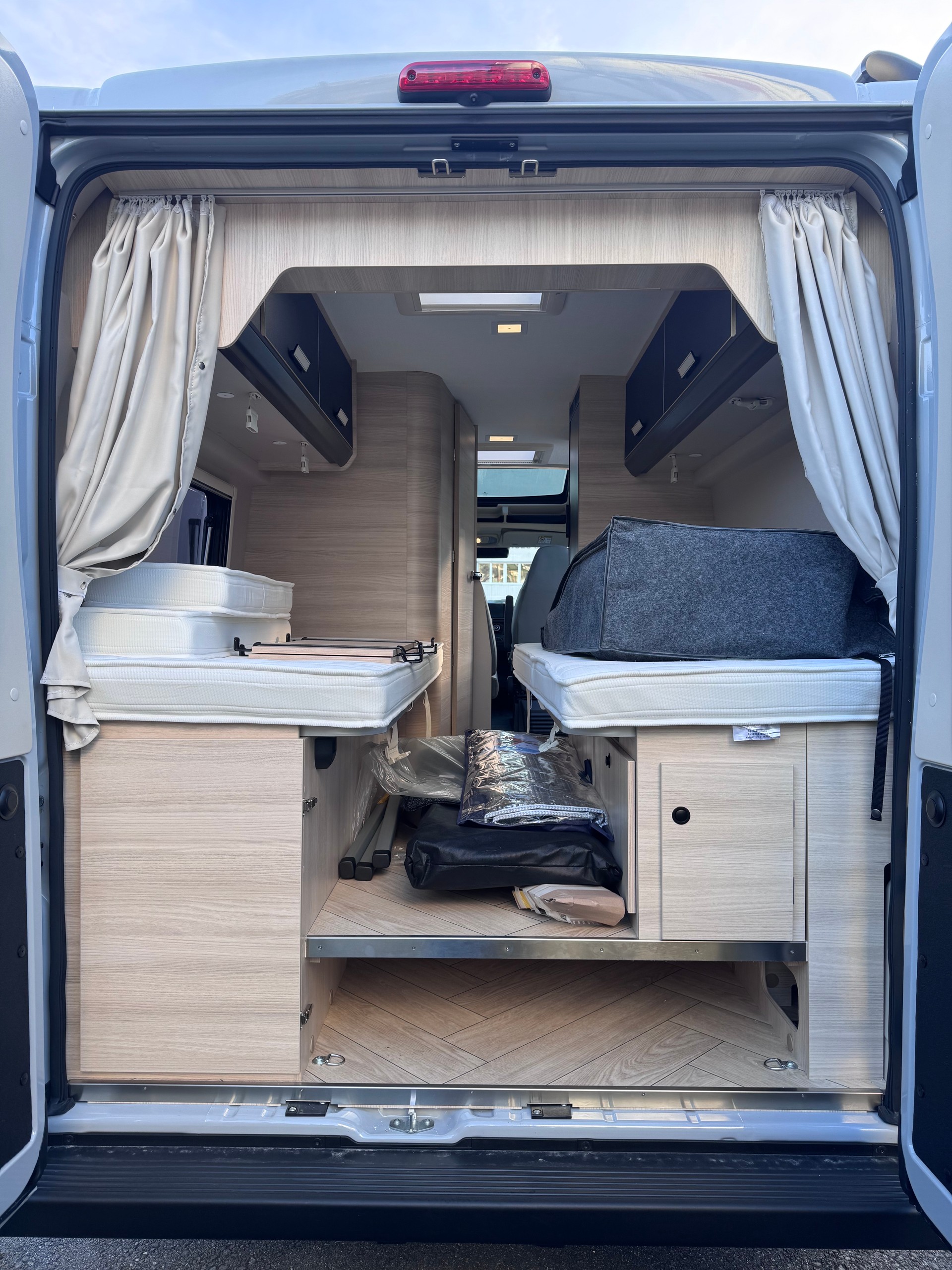 CHALLENGER V217 Sport Edition 2026 - 11