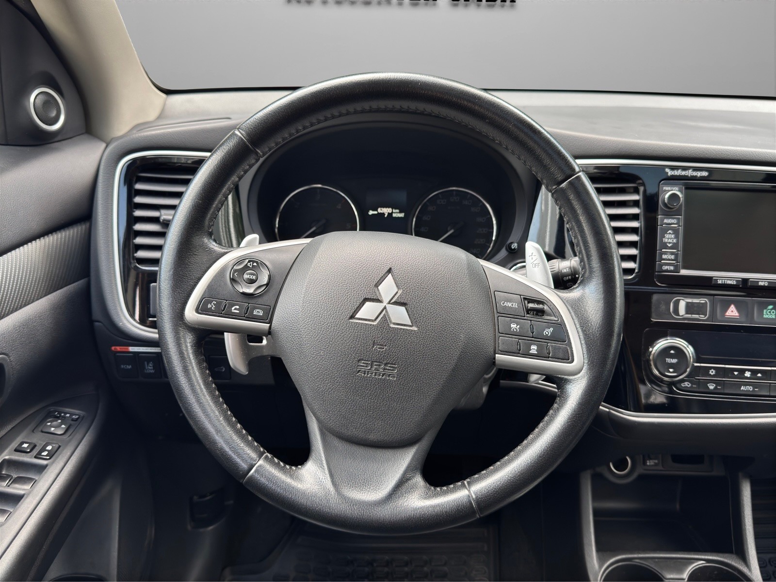 MITSUBISHI Outlander 2.2 DID Navigator Safety 4WD Automatic - 10