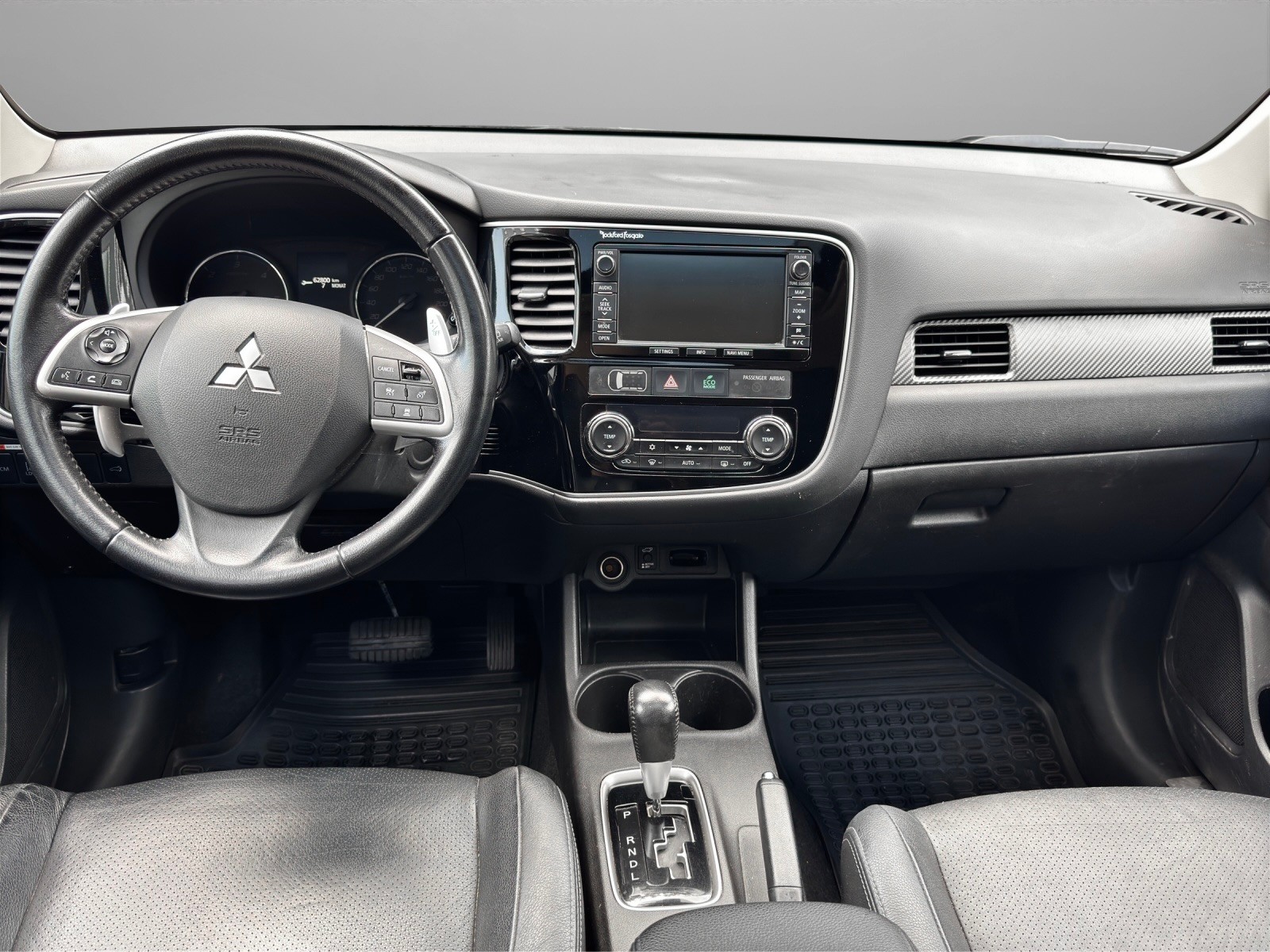 MITSUBISHI Outlander 2.2 DID Navigator Safety 4WD Automatic - 9