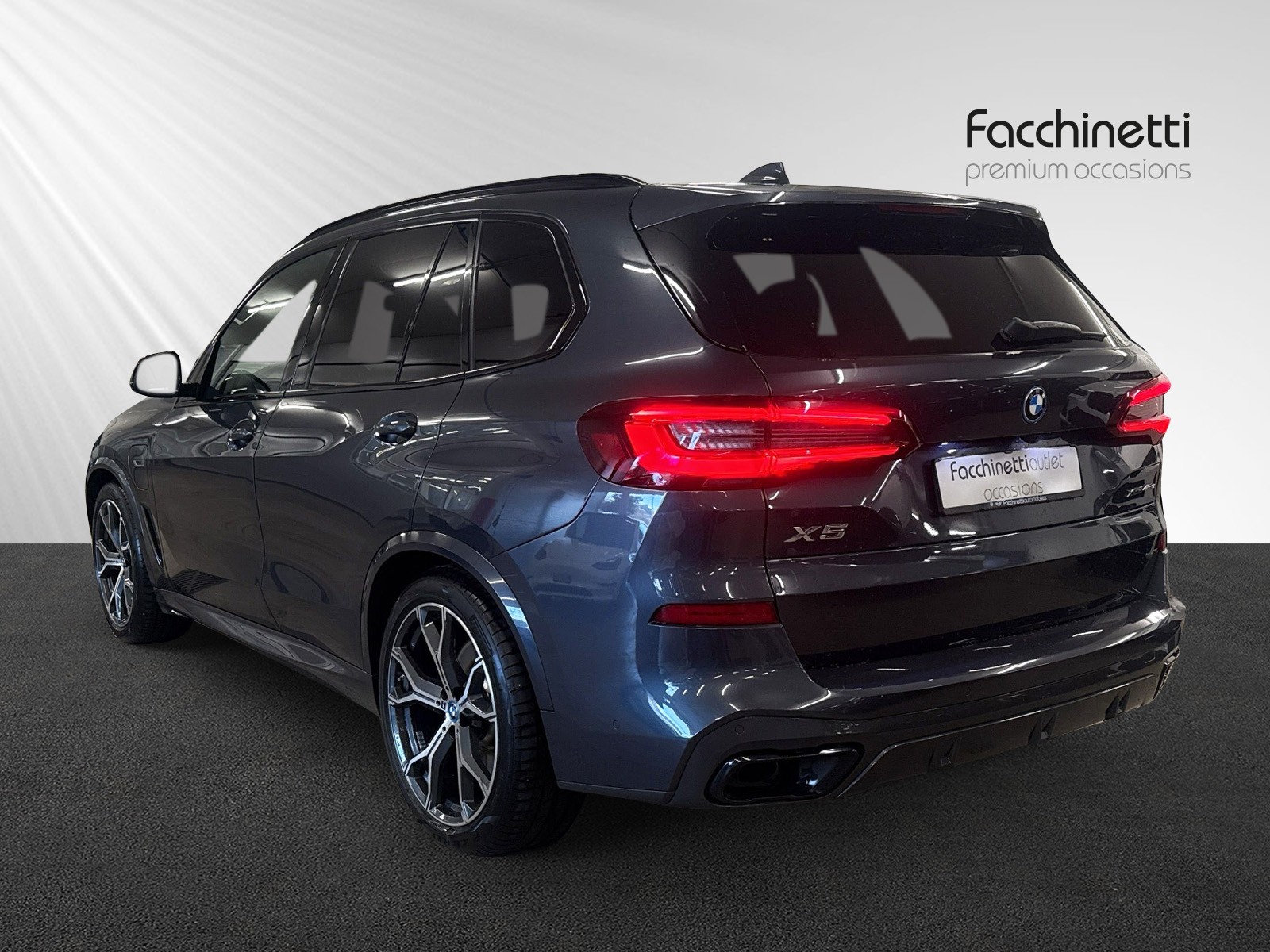 BMW X5 xDrive45e M Sport Steptronic - 3