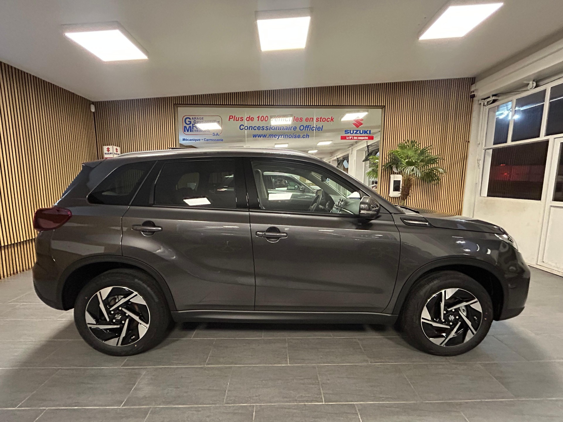 SUZUKI Vitara 1.4 T Compact Top Hybrid 4x4