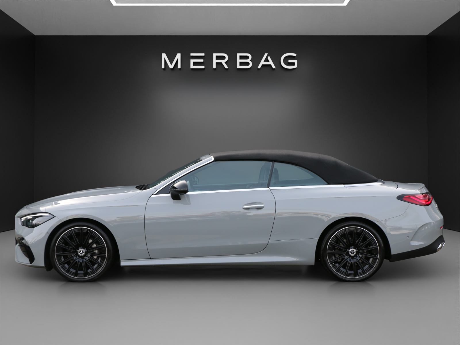 MERCEDES-BENZ CLE 300 4M Cabrio - 3