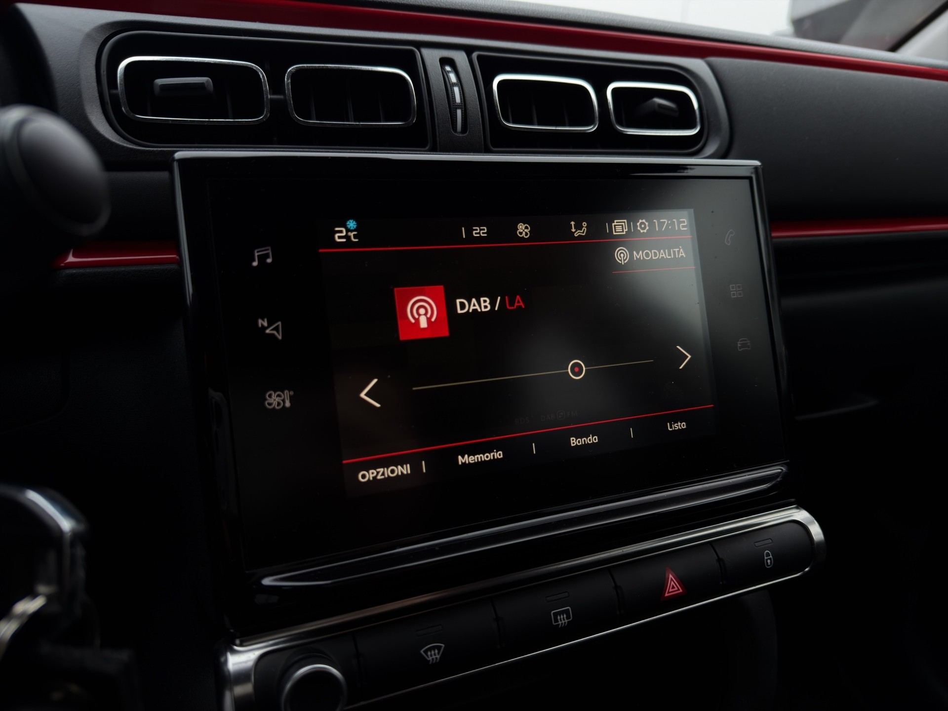 CITROEN C3 1.2 PureTech Shine - 31