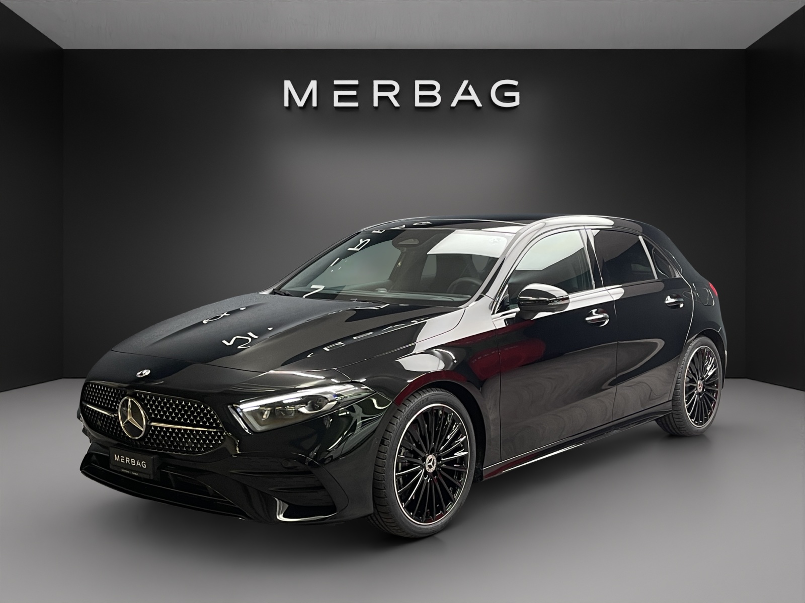 MERCEDES-BENZ A 220 4MATIC Kompaktlimousine