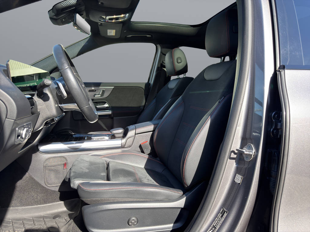 MERCEDES-BENZ EQA 350 Swiss Star AMG Line 4matic - 8