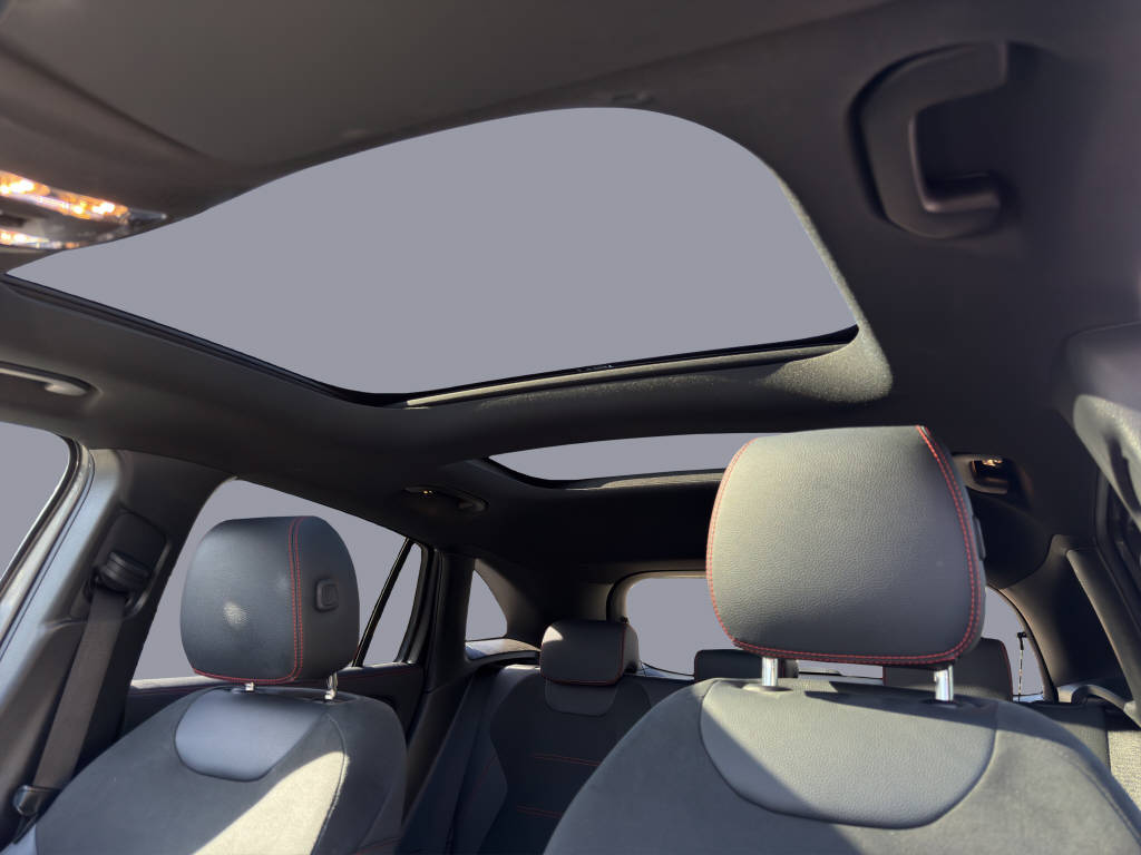 MERCEDES-BENZ EQA 350 Swiss Star AMG Line 4matic - 17