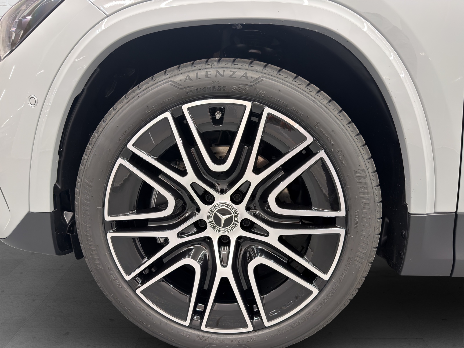 MERCEDES-BENZ GLA 200 AMG Line Night Star - 6