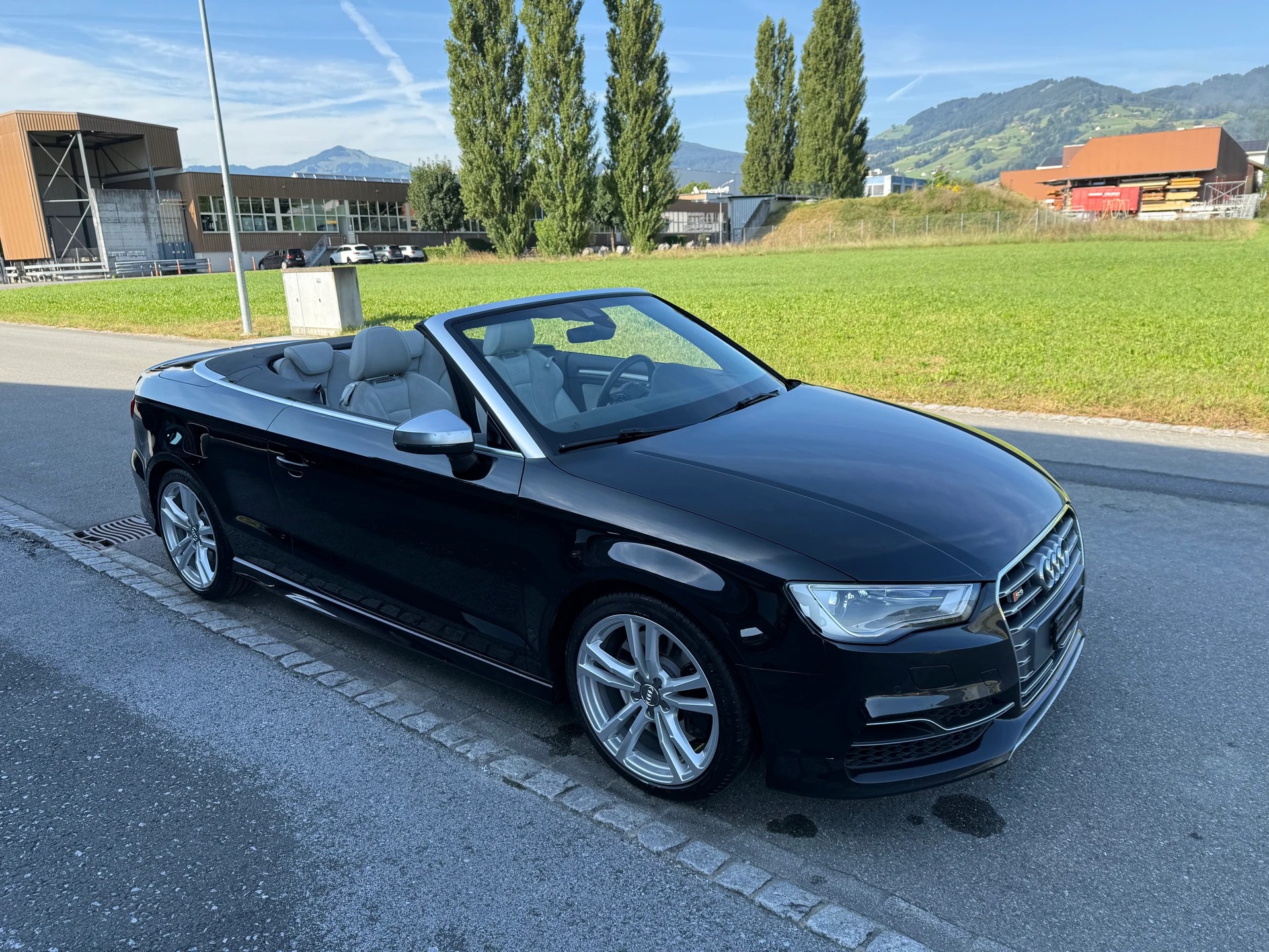 AUDI S3 Cabrio 2.0 TFSI quattro S-tronic - 4