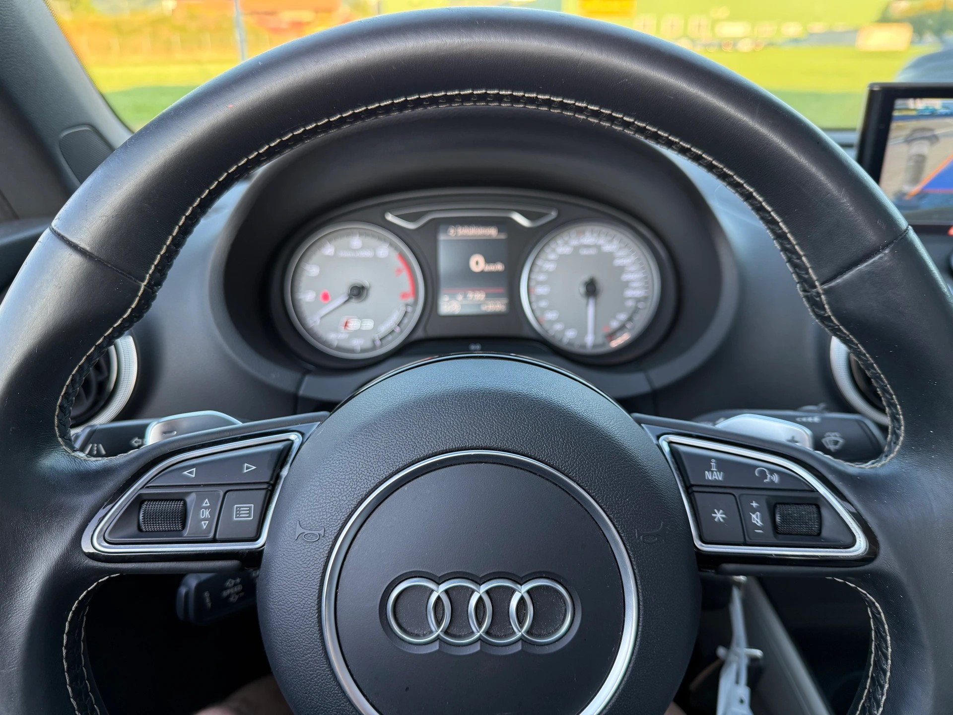 AUDI S3 Cabrio 2.0 TFSI quattro S-tronic - 12