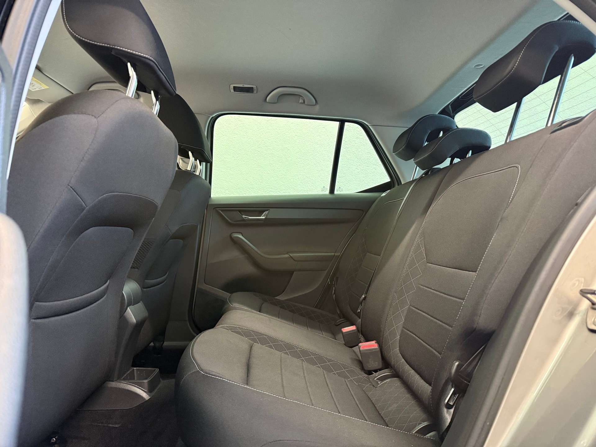 SKODA Fabia 1.0 TSI Monte Carlo - 10