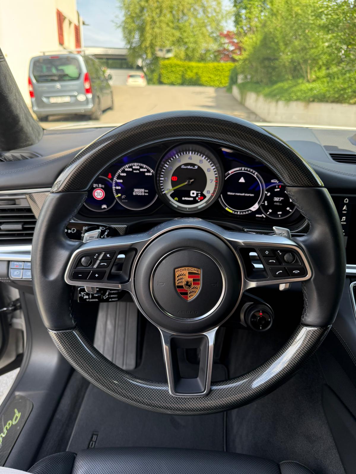 PORSCHE Panamera Turbo S E-Hybrid PDK *CH-Fahrzeug / Approved* - 8
