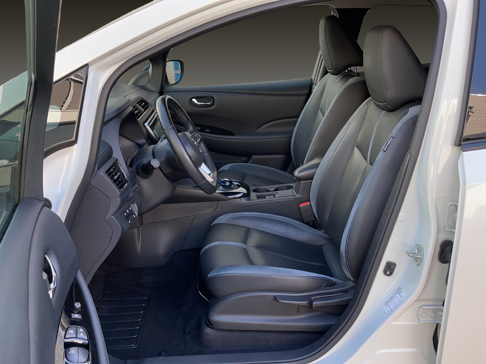 NISSAN Leaf Tekna - 6