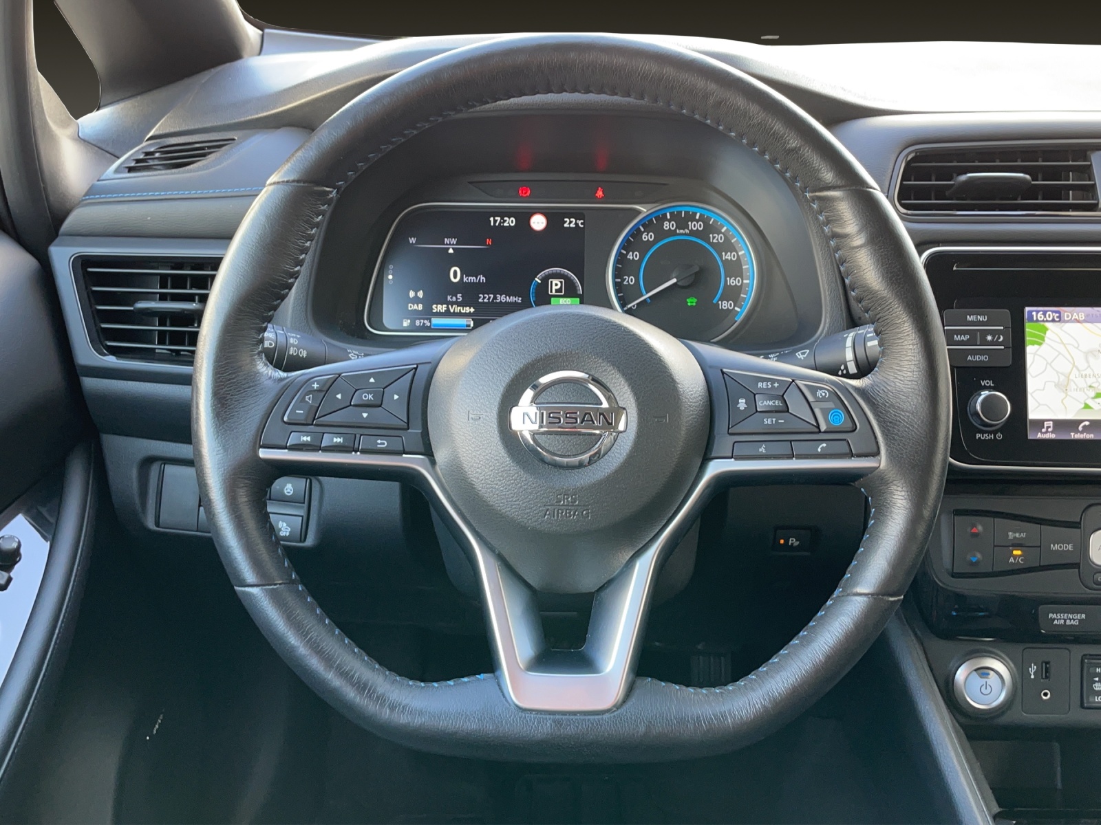 NISSAN Leaf Tekna - 8
