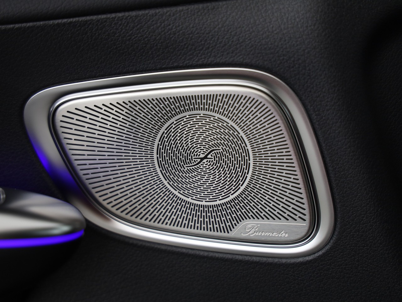 MERCEDES-BENZ GLC 220 d 4Matic 9G-Tronic - 11