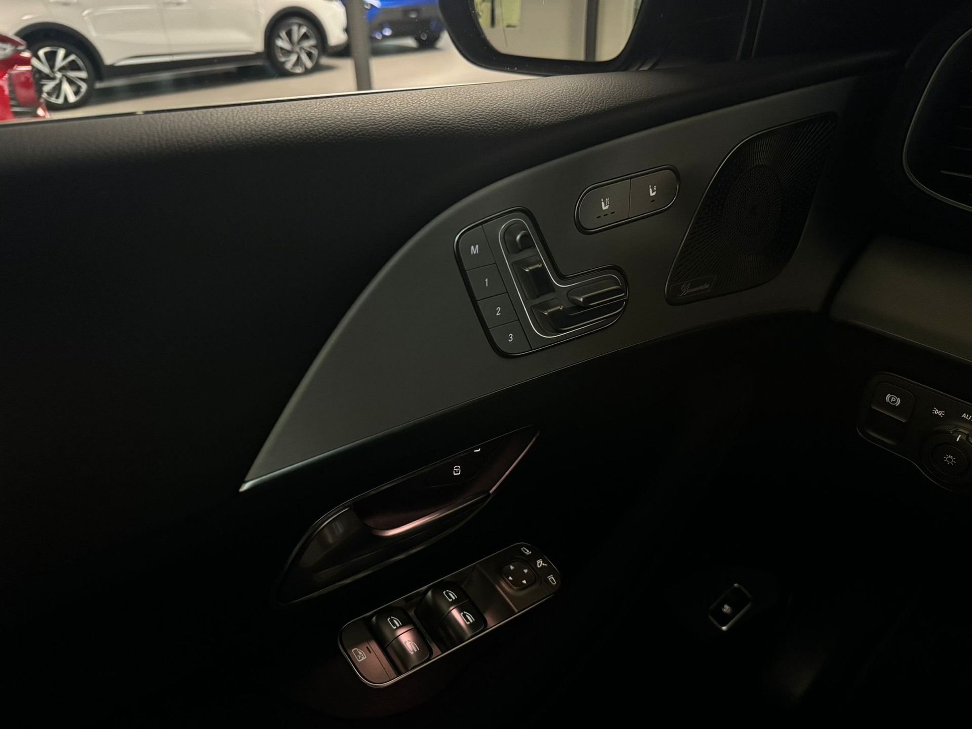 MERCEDES-BENZ GLE 300 d 4Matic 9G-Tronic - 11