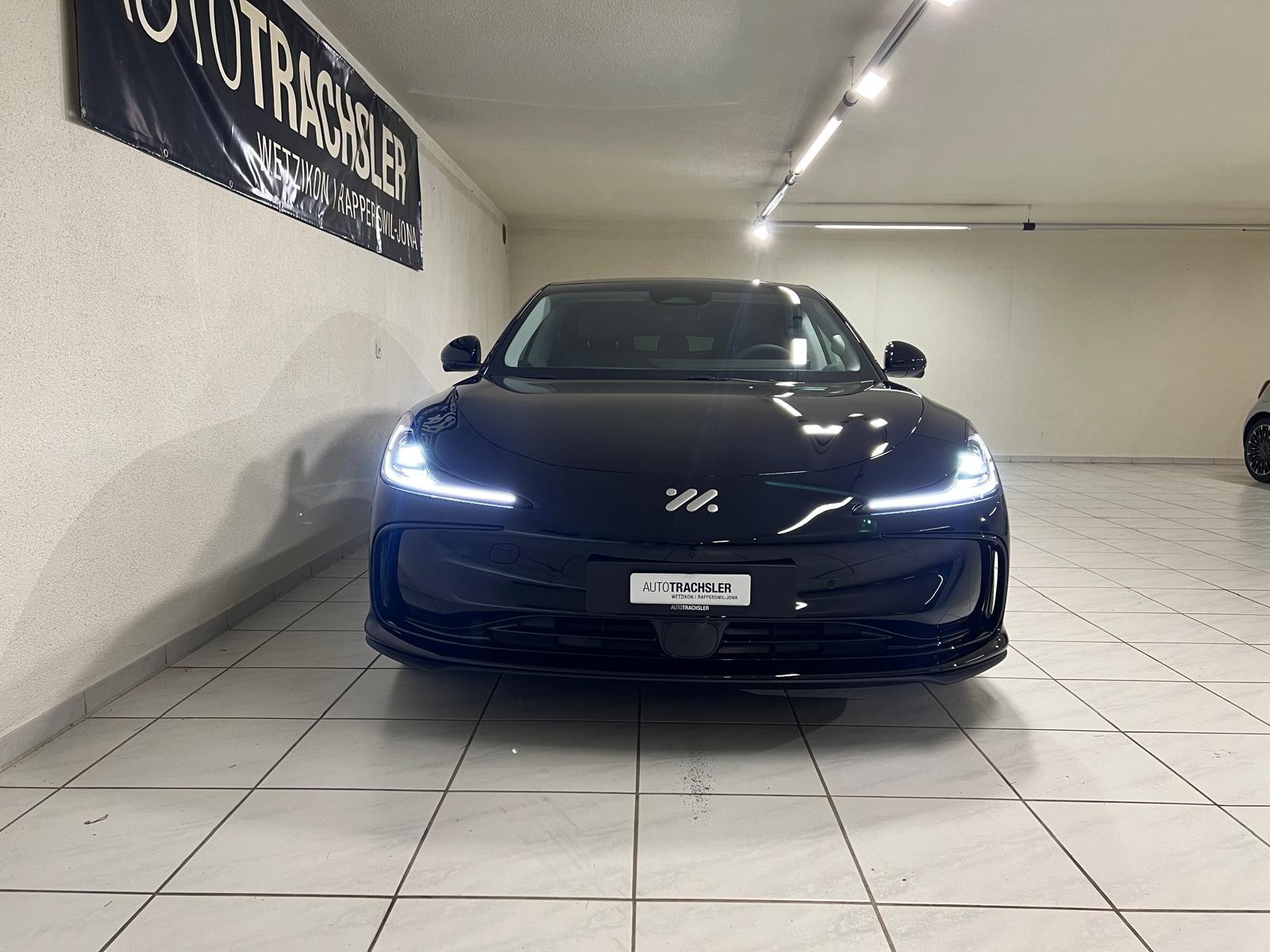 MG IM5 EV 100kWh Performance 20 AWD - 3