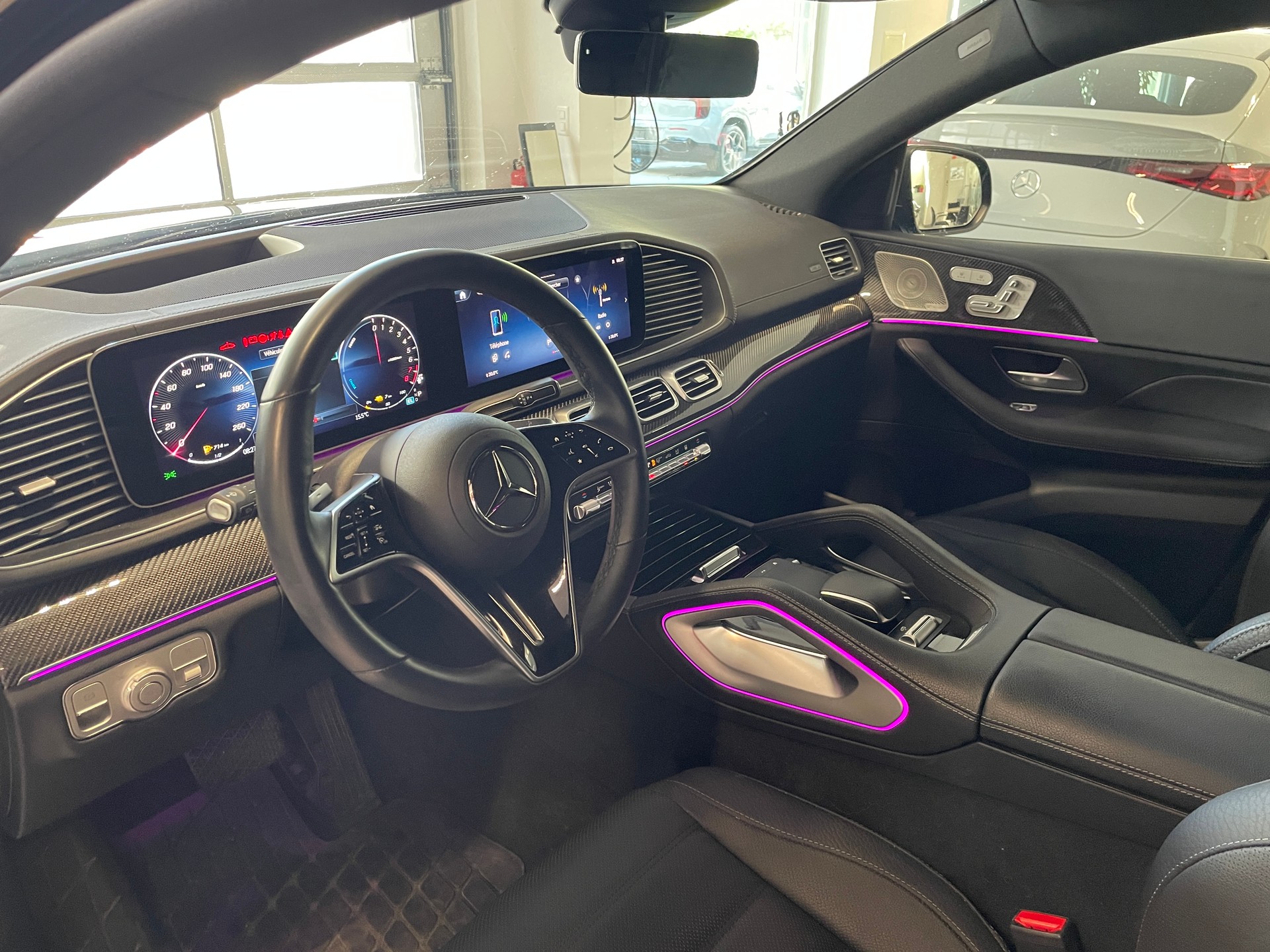 MERCEDES-BENZ GLE Coupé 400 e 4Matic+ 9G-Tronic AMG Line - 10