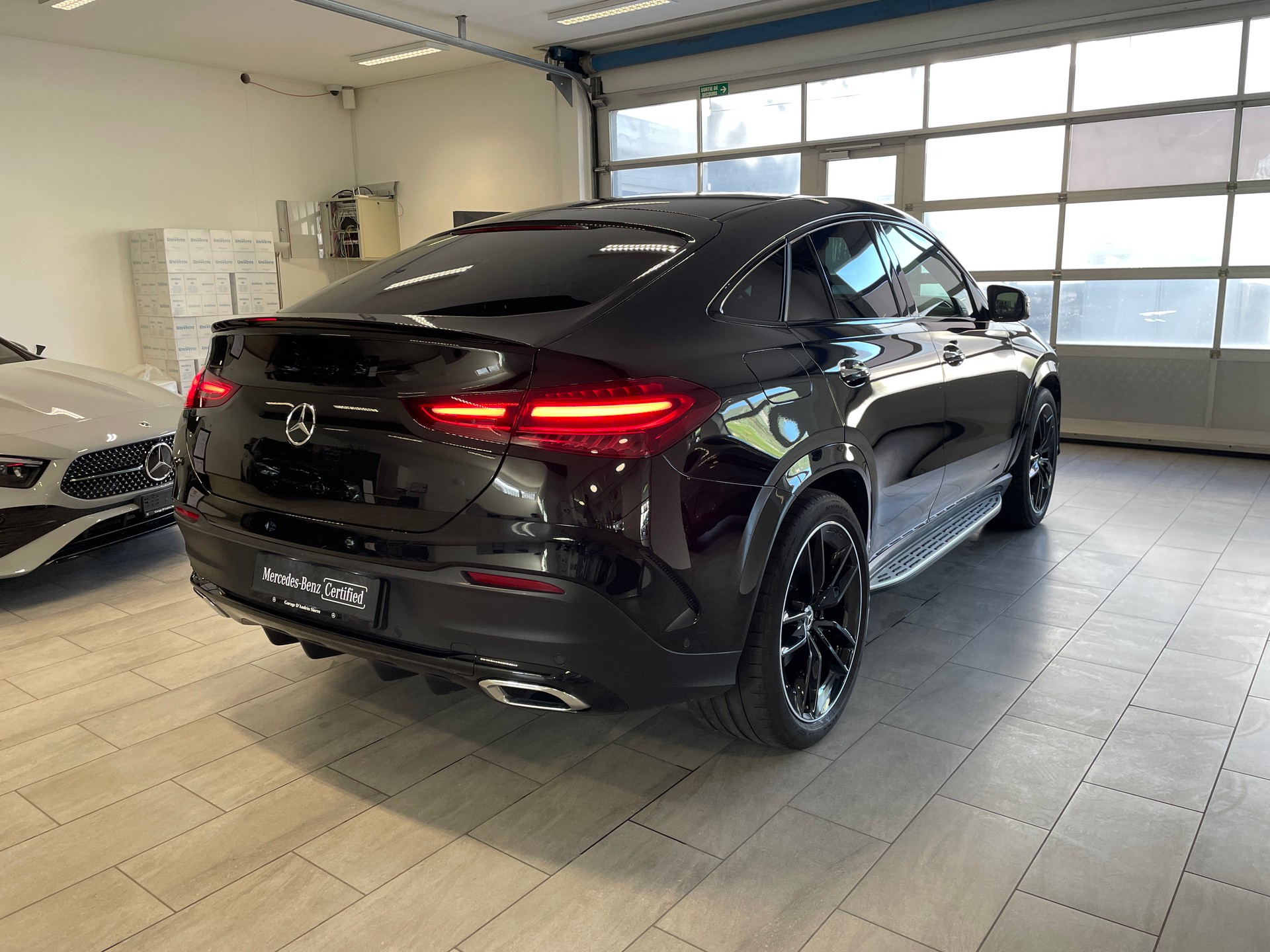 MERCEDES-BENZ GLE Coupé 400 e 4Matic+ 9G-Tronic AMG Line - 6