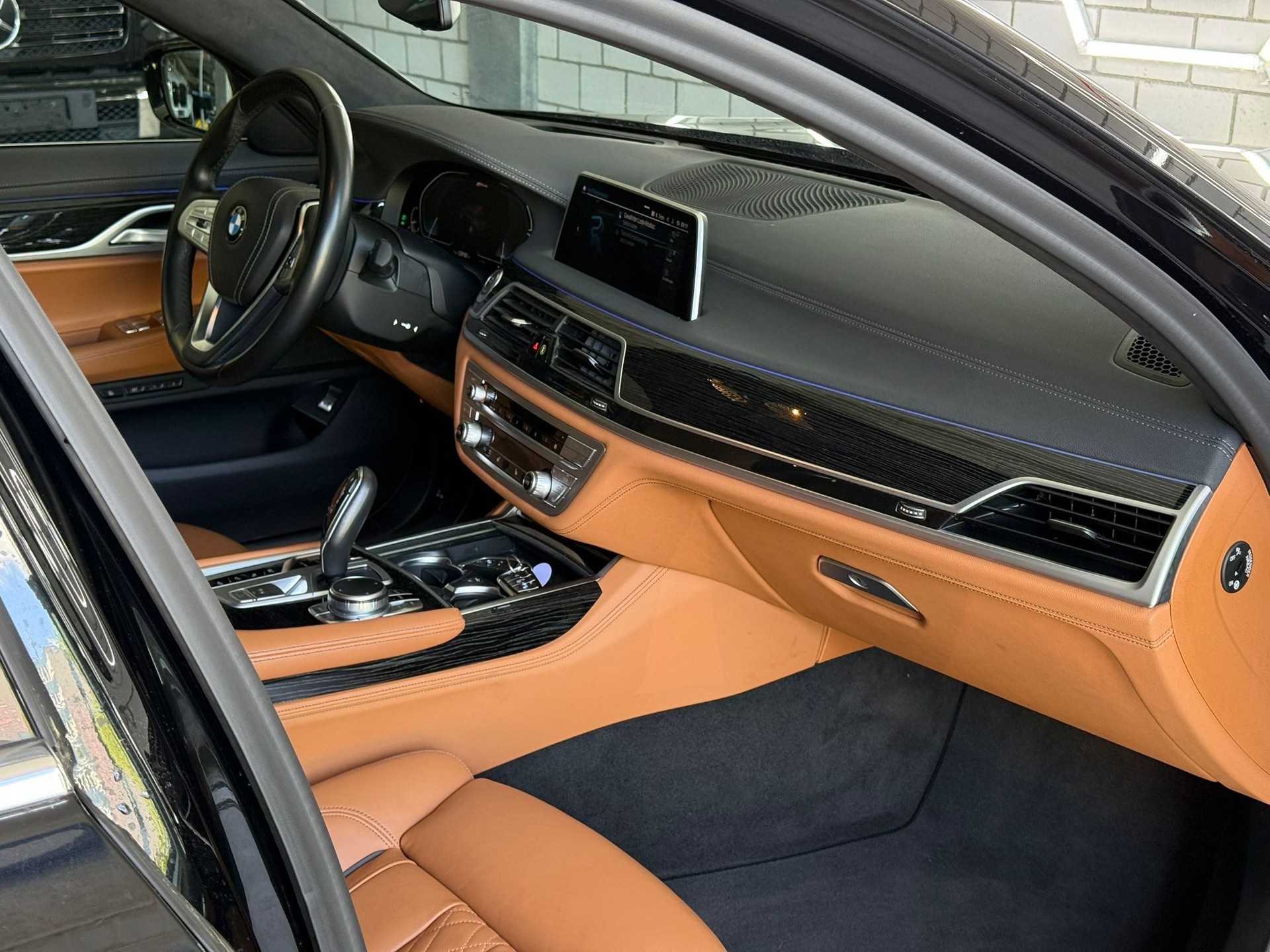 BMW 745Le xDrive Steptronic - 8