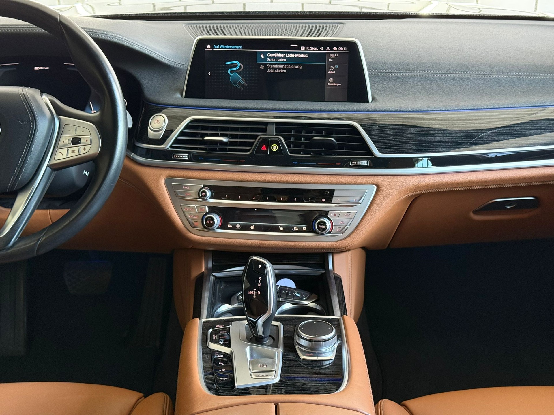 BMW 745Le xDrive Steptronic - 11