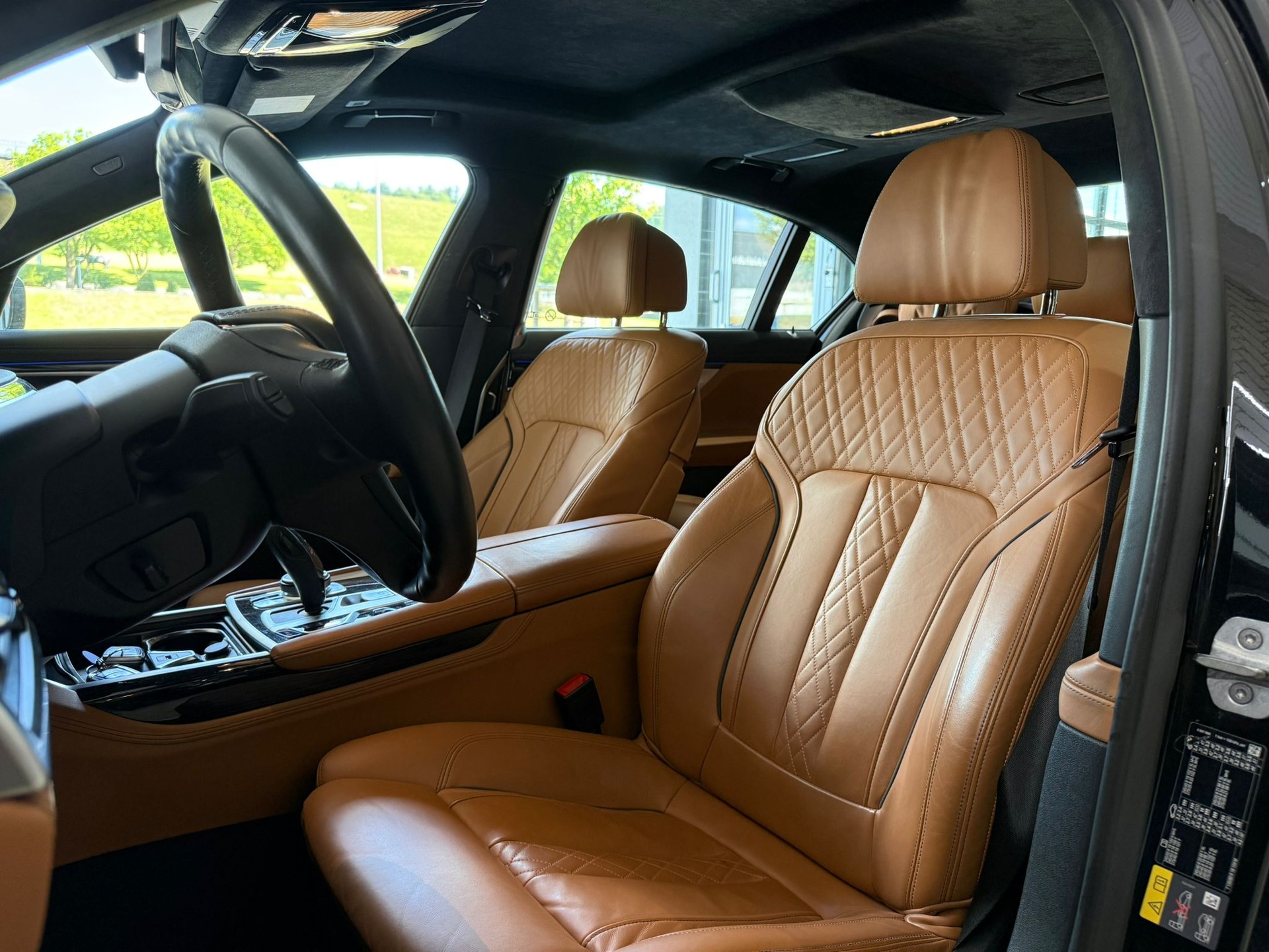 BMW 745Le xDrive Steptronic - 12