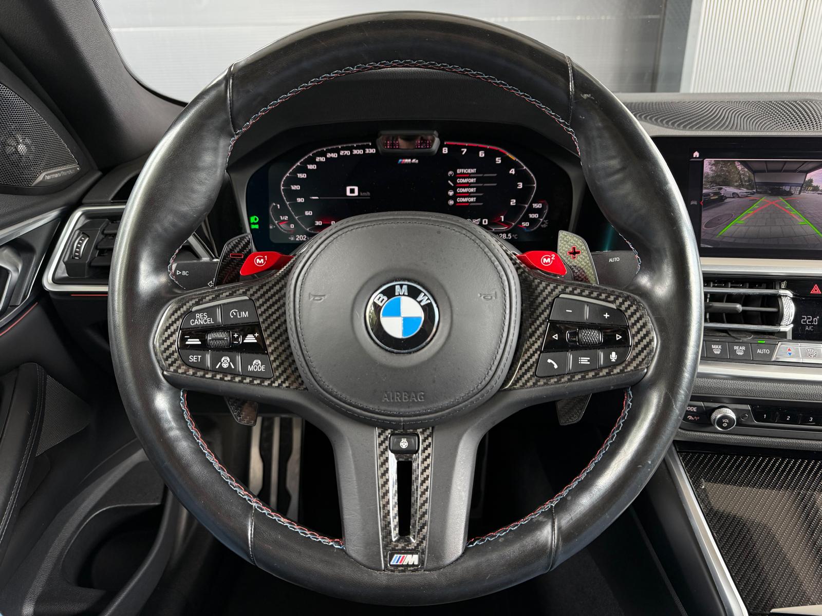 BMW M4 Competition xDrive Cabrio-8