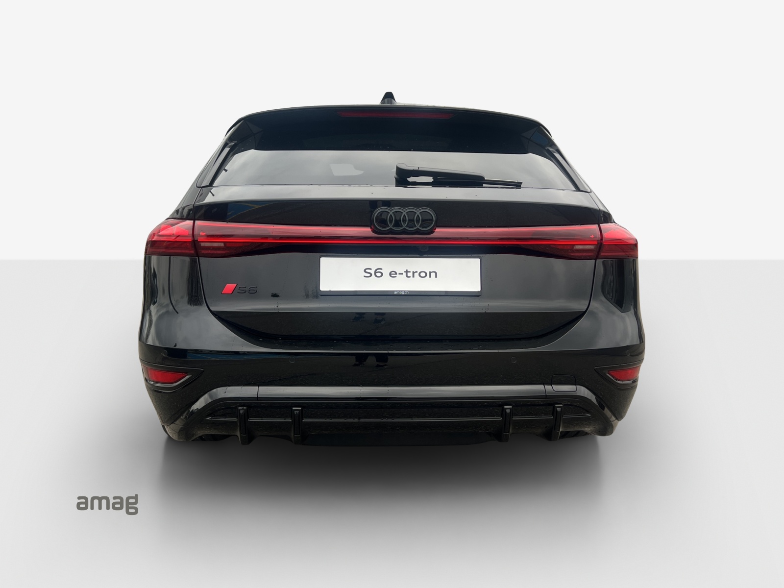 AUDI S6 Avant e-tron quattro - 4