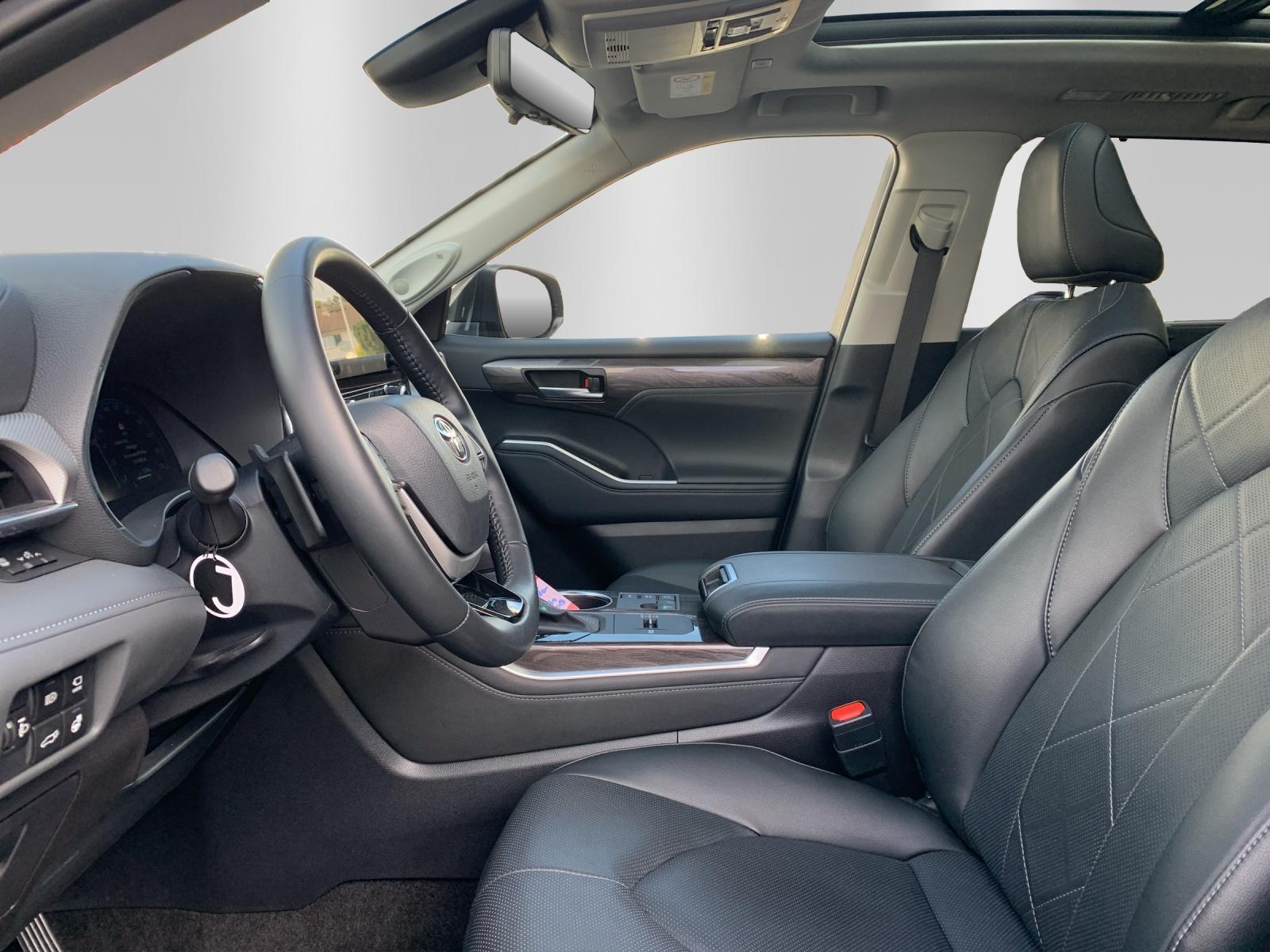 TOYOTA Highlander 2.5 HSD Premium - 12