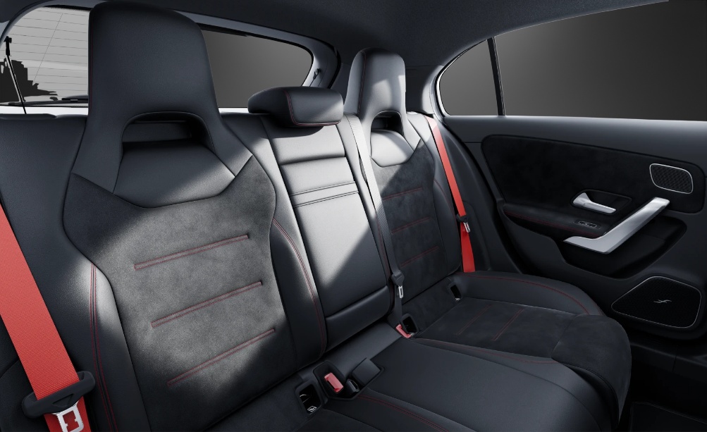 MERCEDES-BENZ A AMG 35 4Matic 8G-DCT - 9