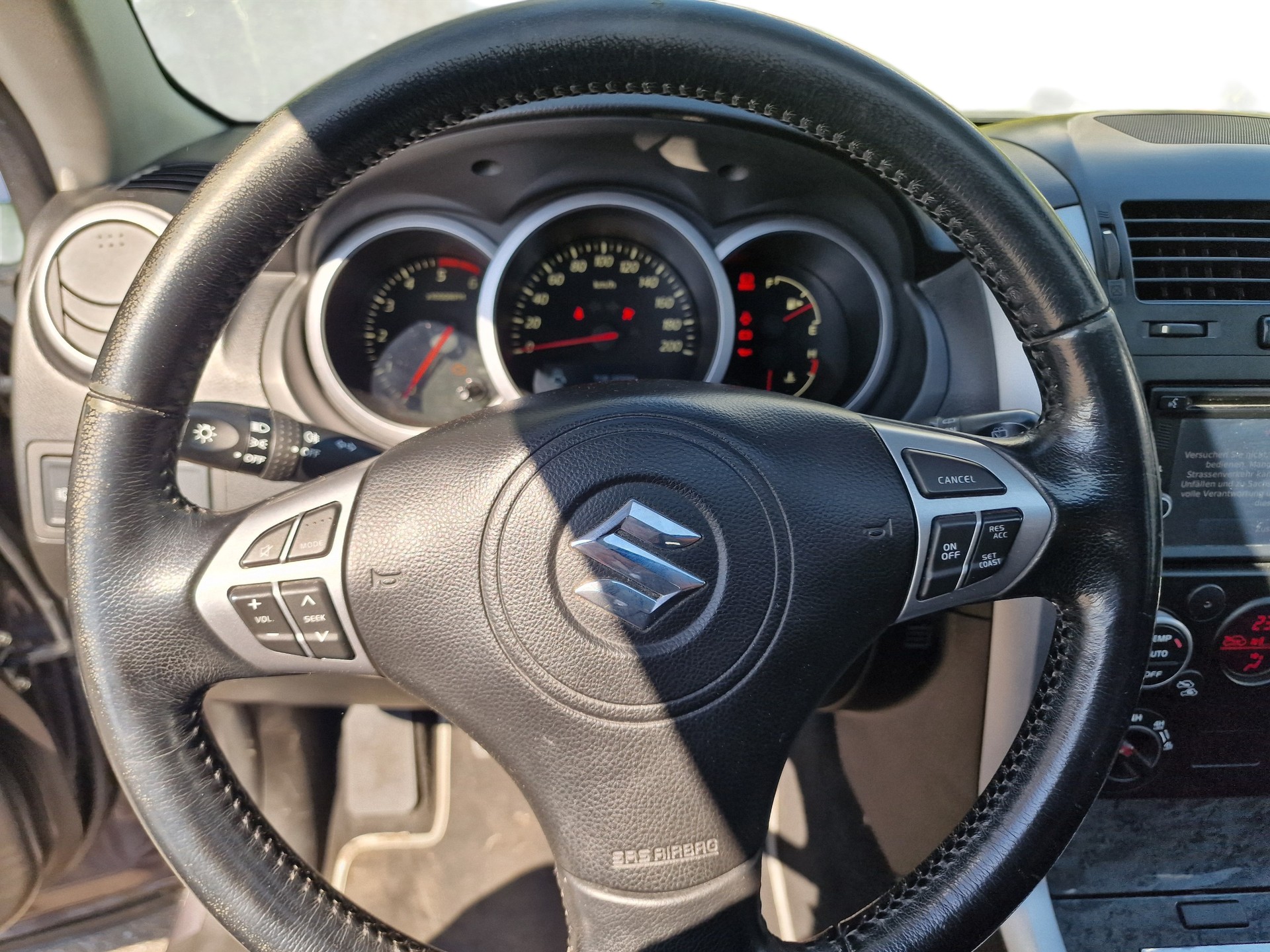 SUZUKI Grand Vitara 1.9 TD Sergio Cellano 12Mt Garantie - 14