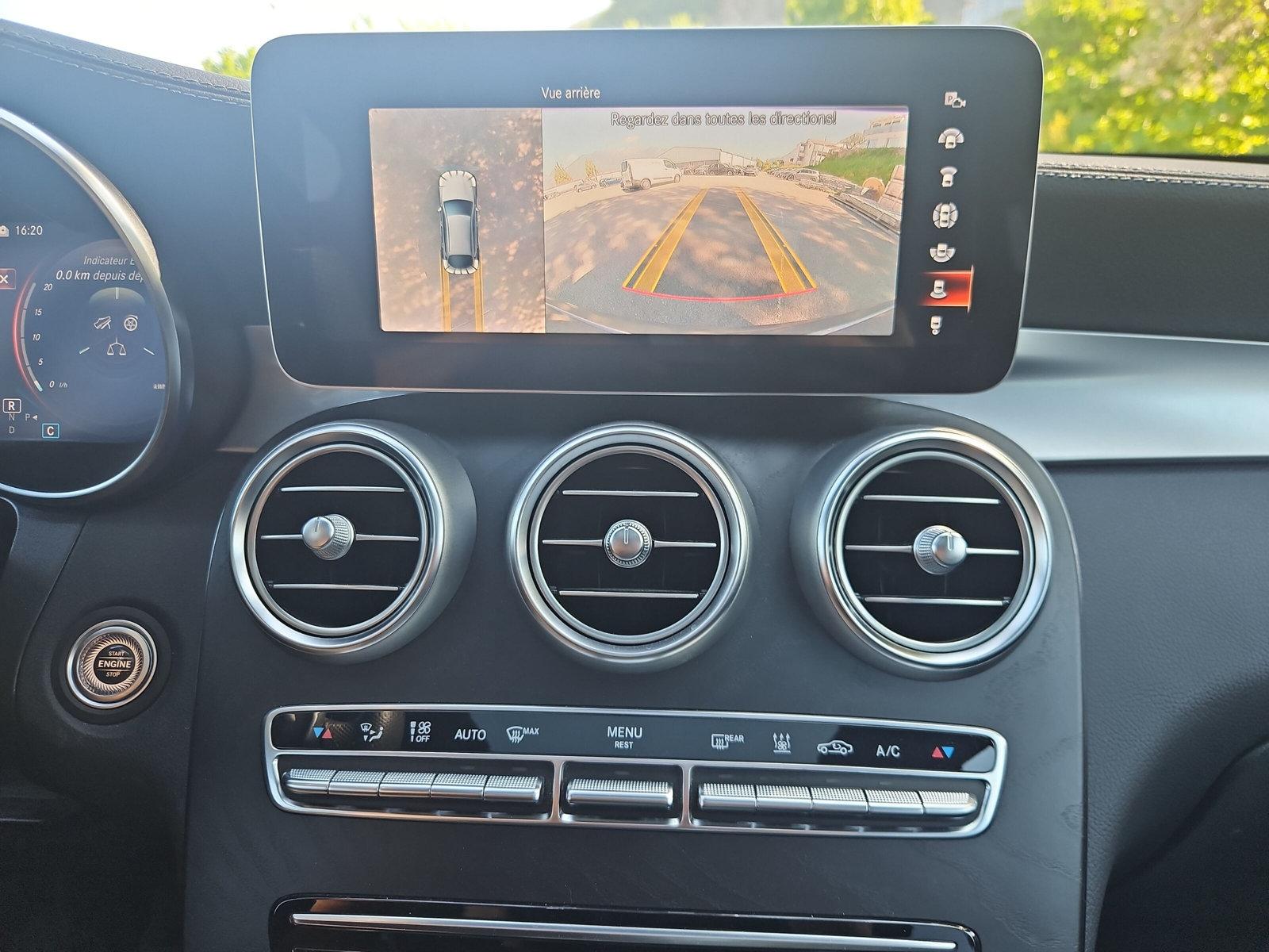 MERCEDES-BENZ GLC 300e Coupé AMG Line 4matic - 23