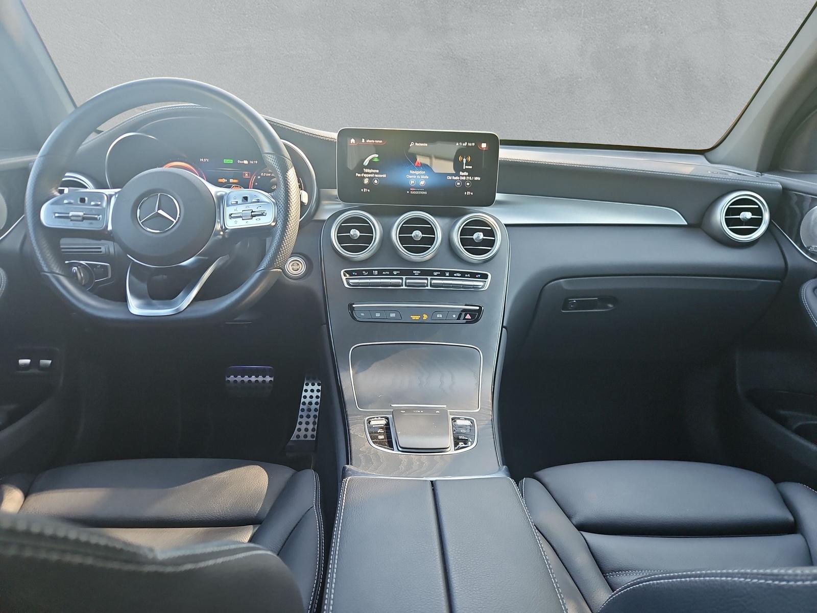 MERCEDES-BENZ GLC 300e Coupé AMG Line 4matic - 13