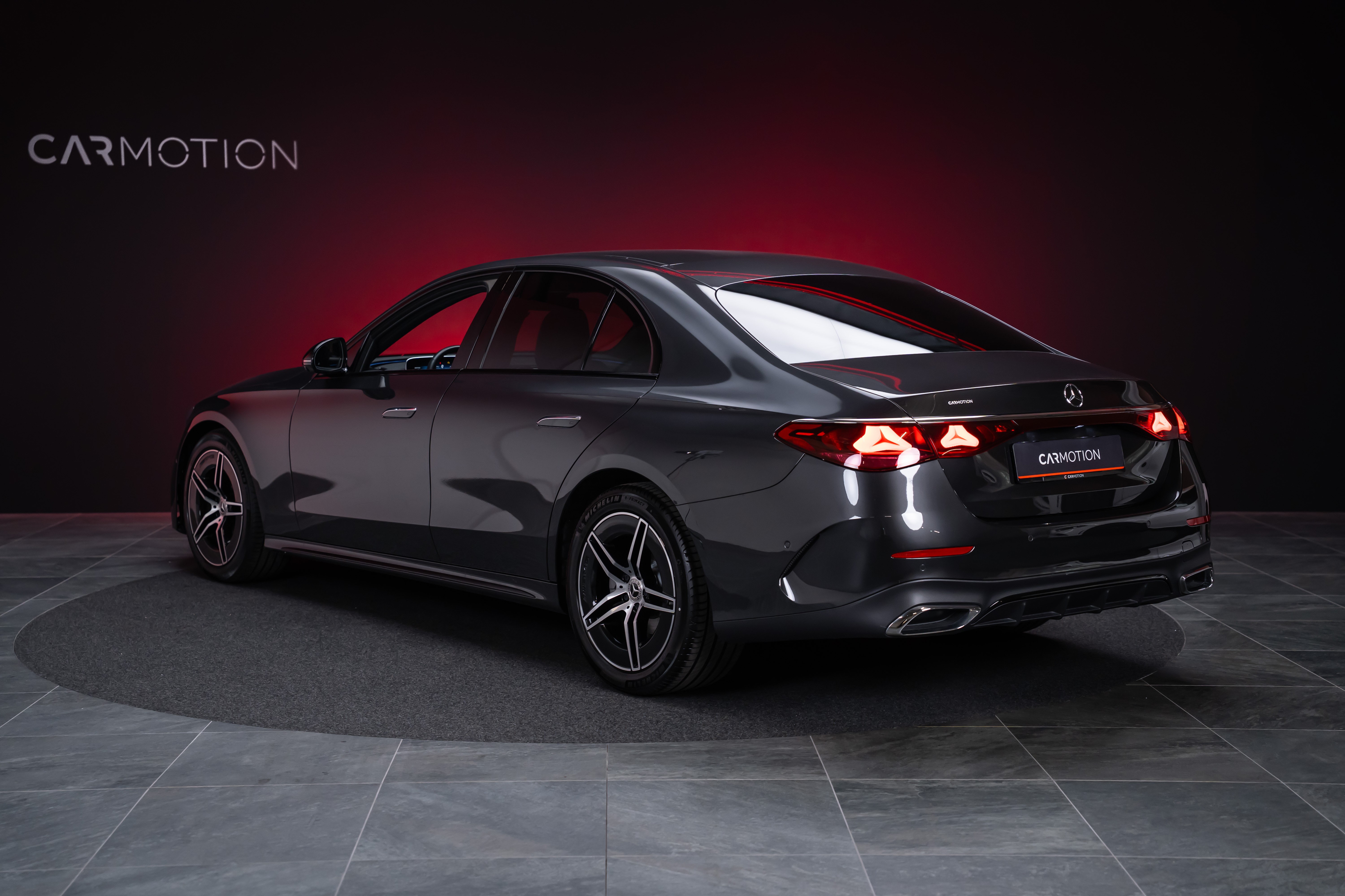 E 220 d AMG Line 4matic / 360°Kamera / Ambientebeleuchtung