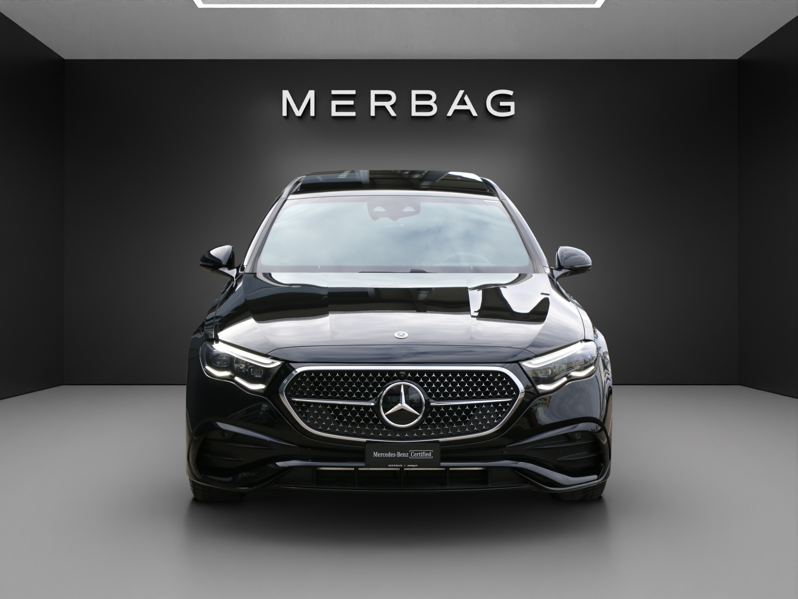 MERCEDES-BENZ E 200 4Matic T 9G-Tronic - 15