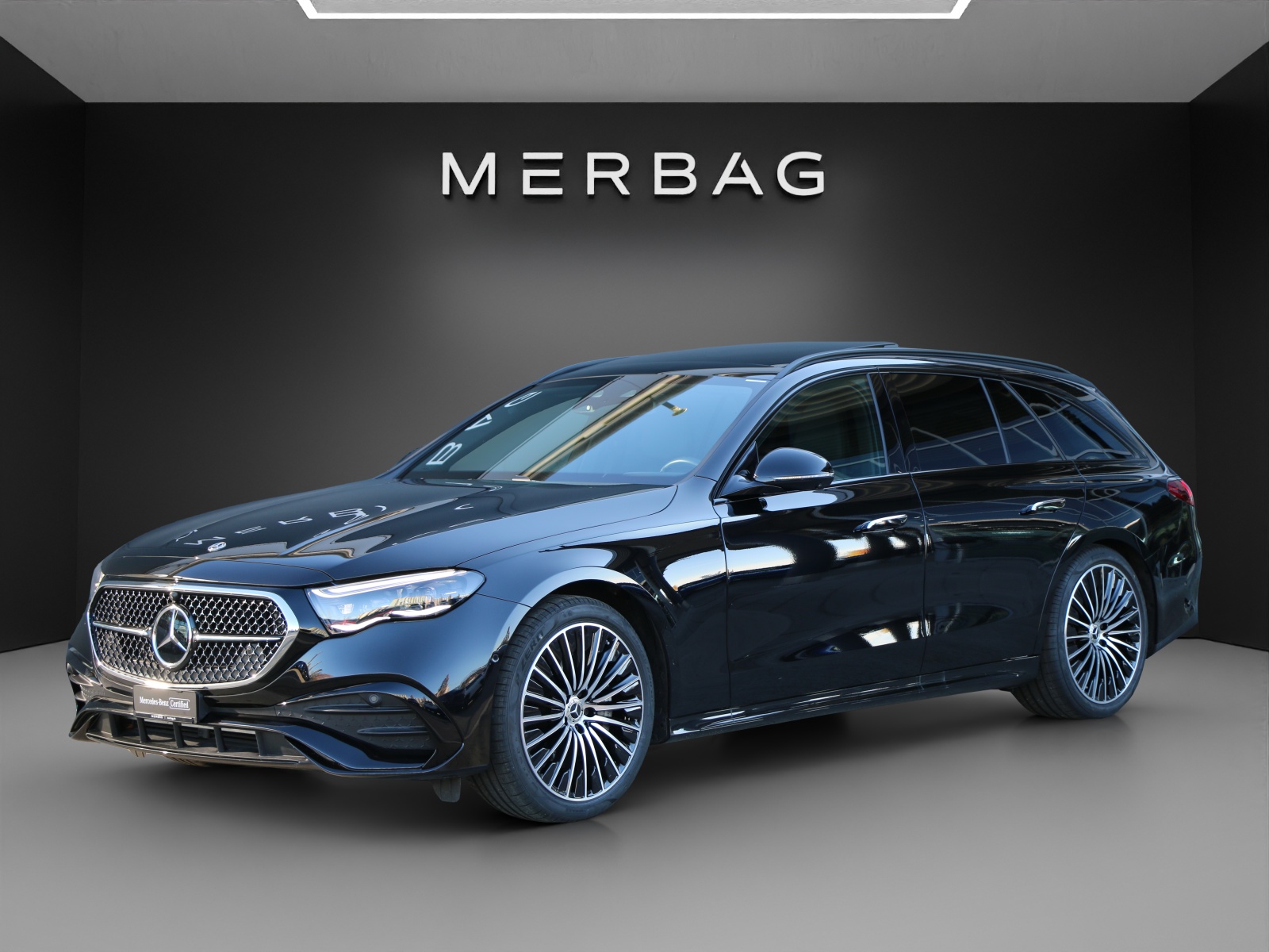 MERCEDES-BENZ E 200 4Matic T 9G-Tronic