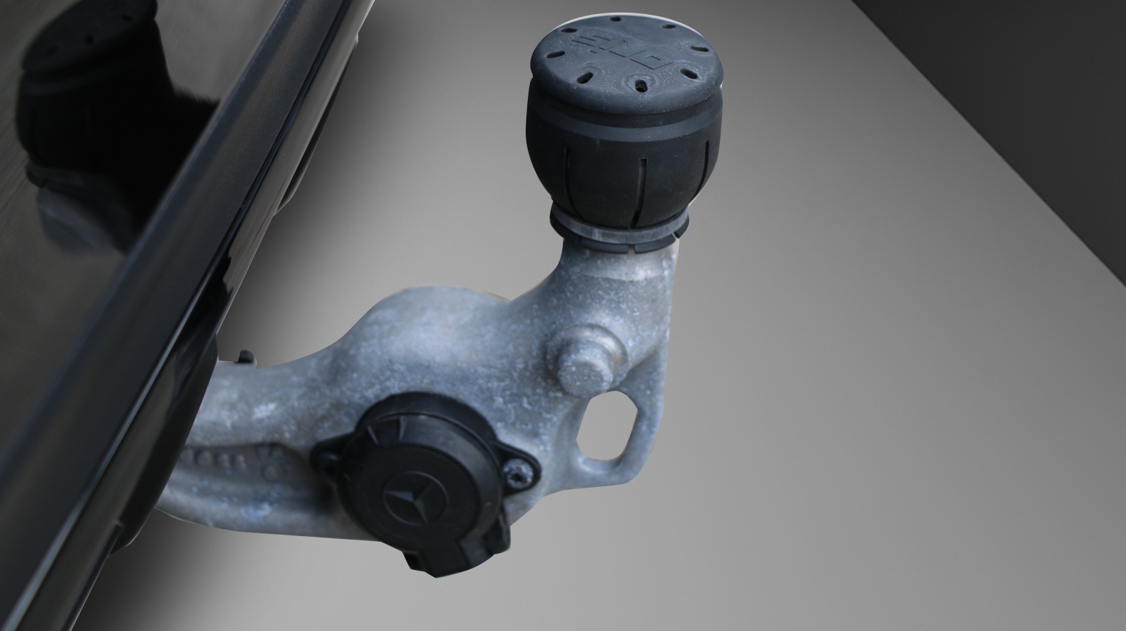 MERCEDES-BENZ E 200 4Matic T 9G-Tronic - 13