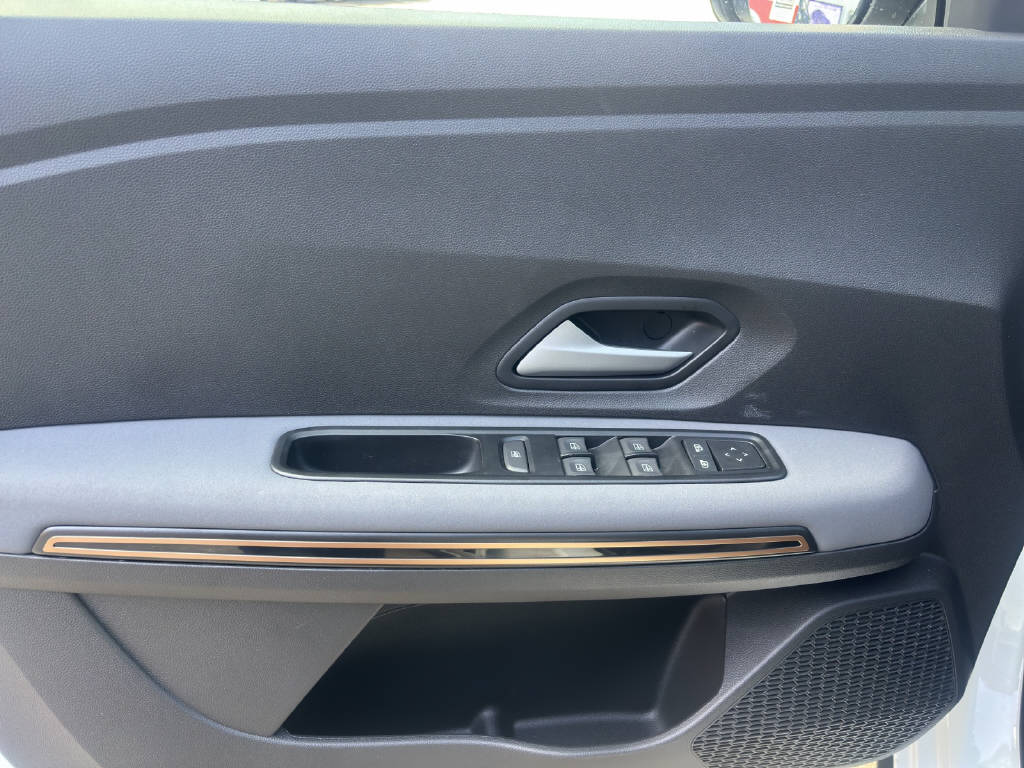 DACIA Sandero 1.0 TCe Stepway Extreme+ - 9