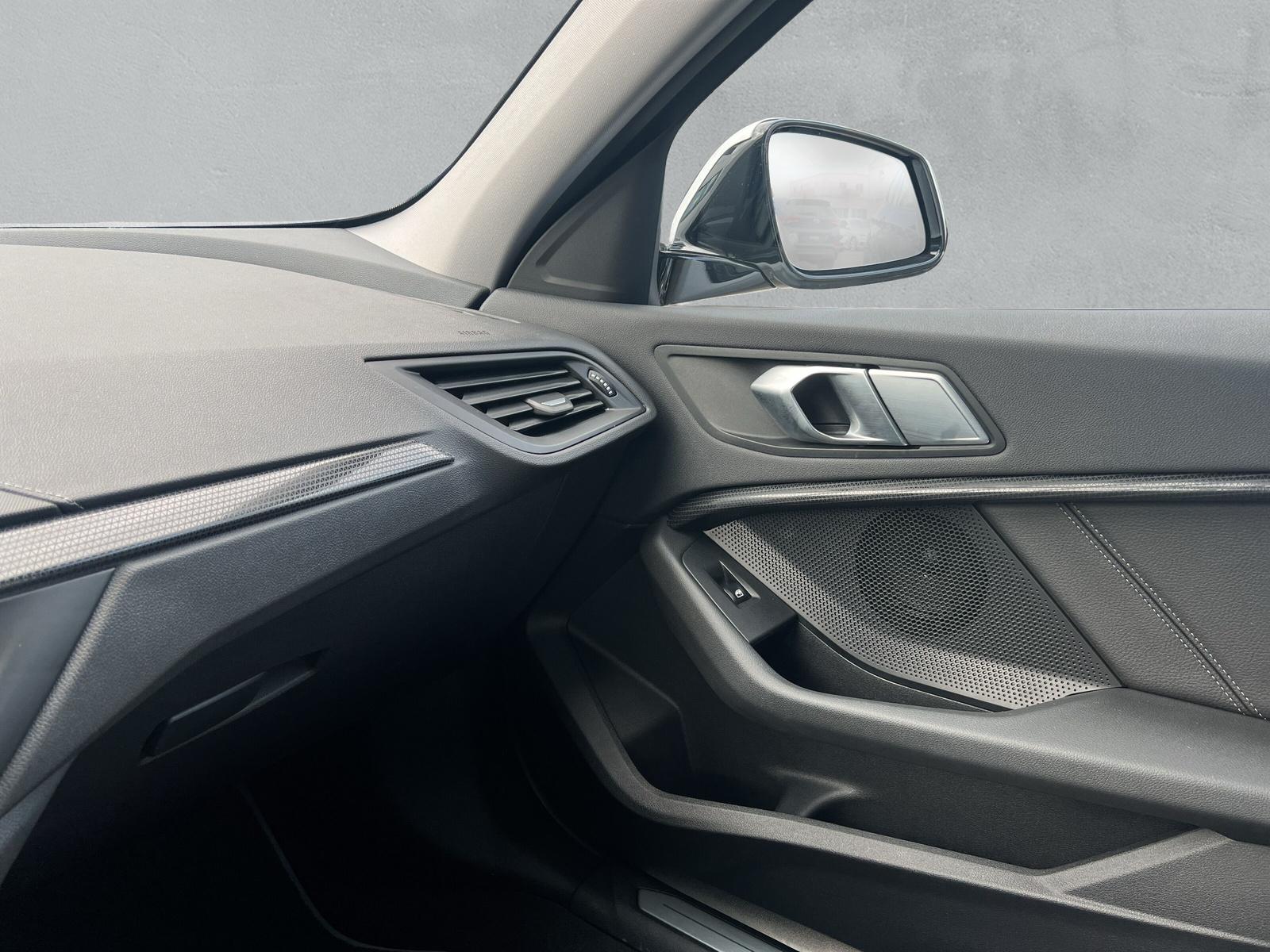 BMW 118i Steptronic F40 (CH) 📍 - 17