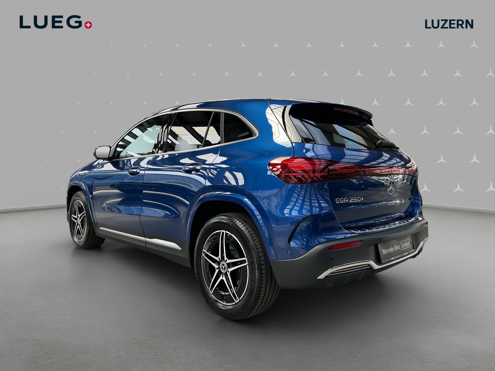 MERCEDES-BENZ EQA 250+ 70,5kWh - 3