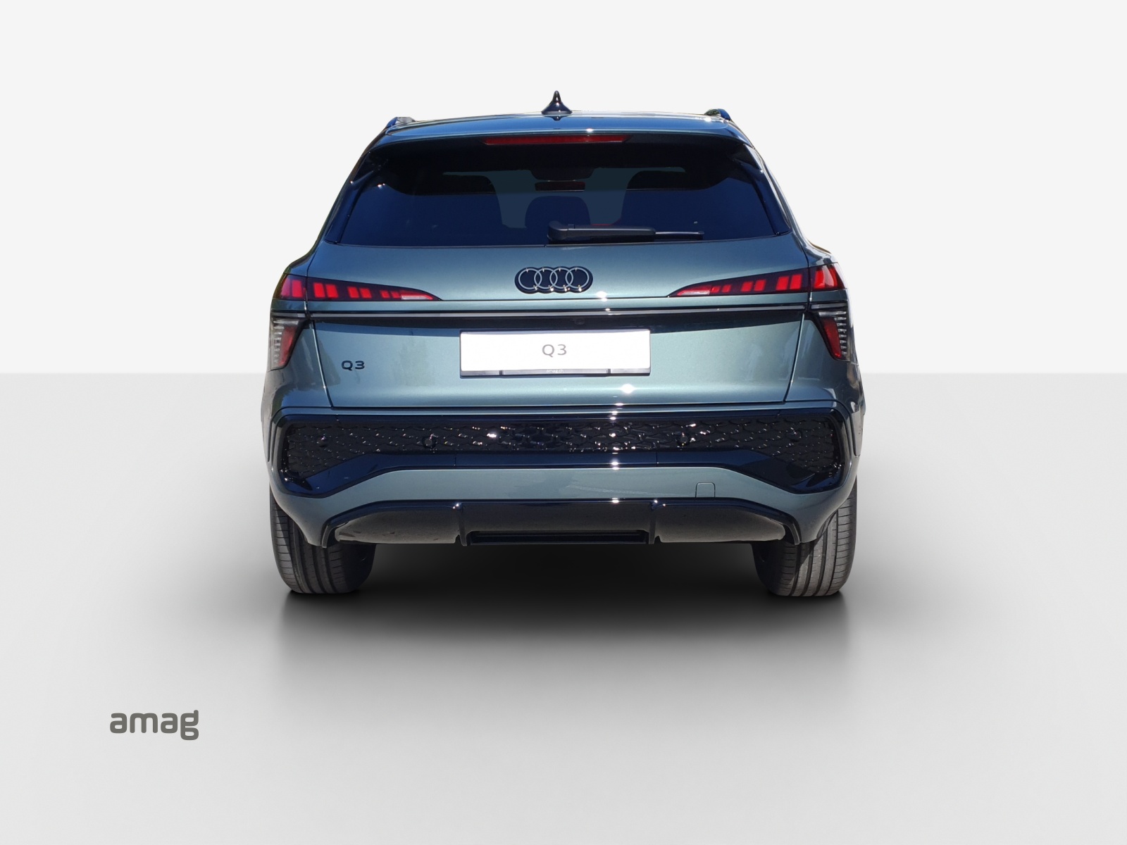 AUDI Q3 SUV e-hybrid 200 kW S tronig - 4