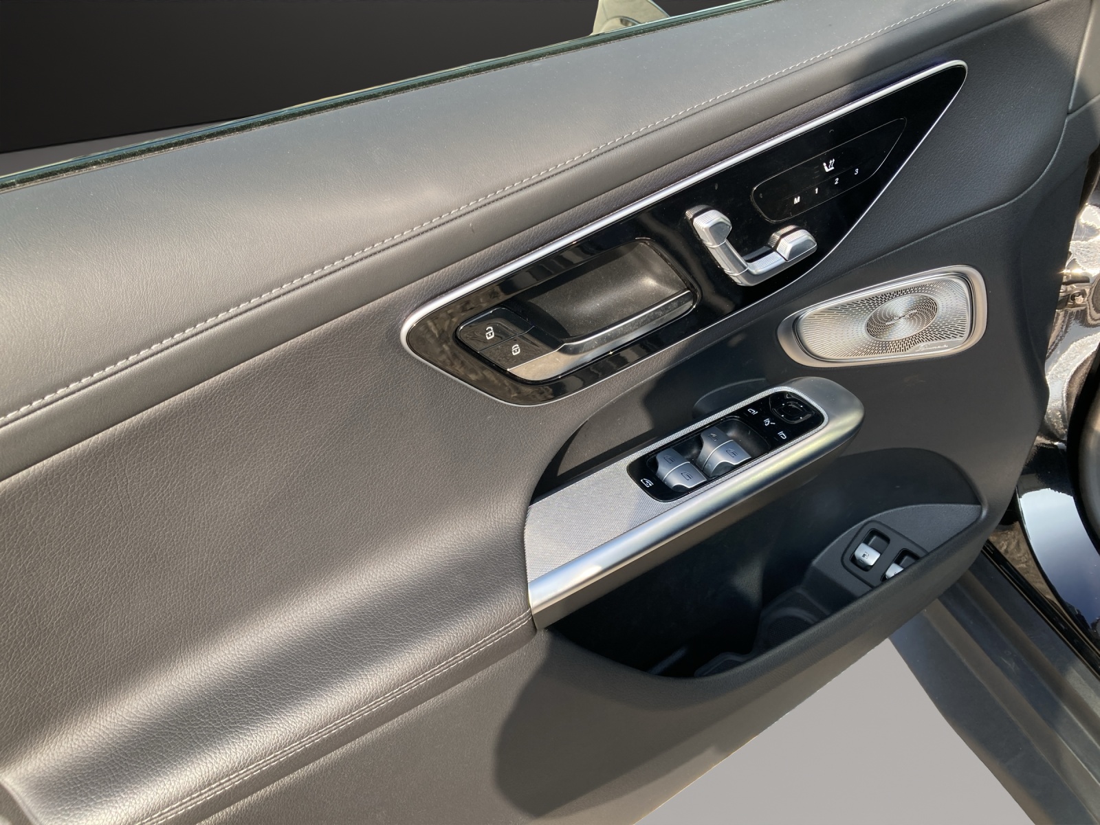 MERCEDES-BENZ GLC 300 e 4M 9G-Tronic - 8