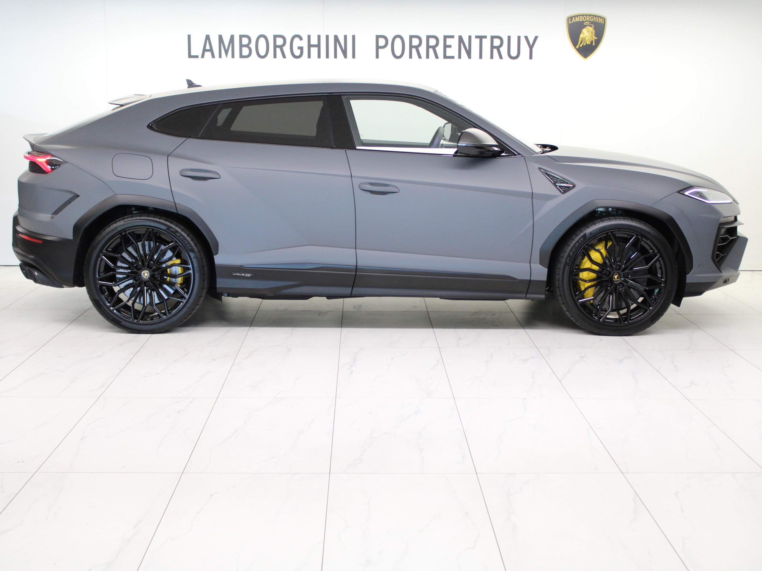 Urus SE thumbnail n°1