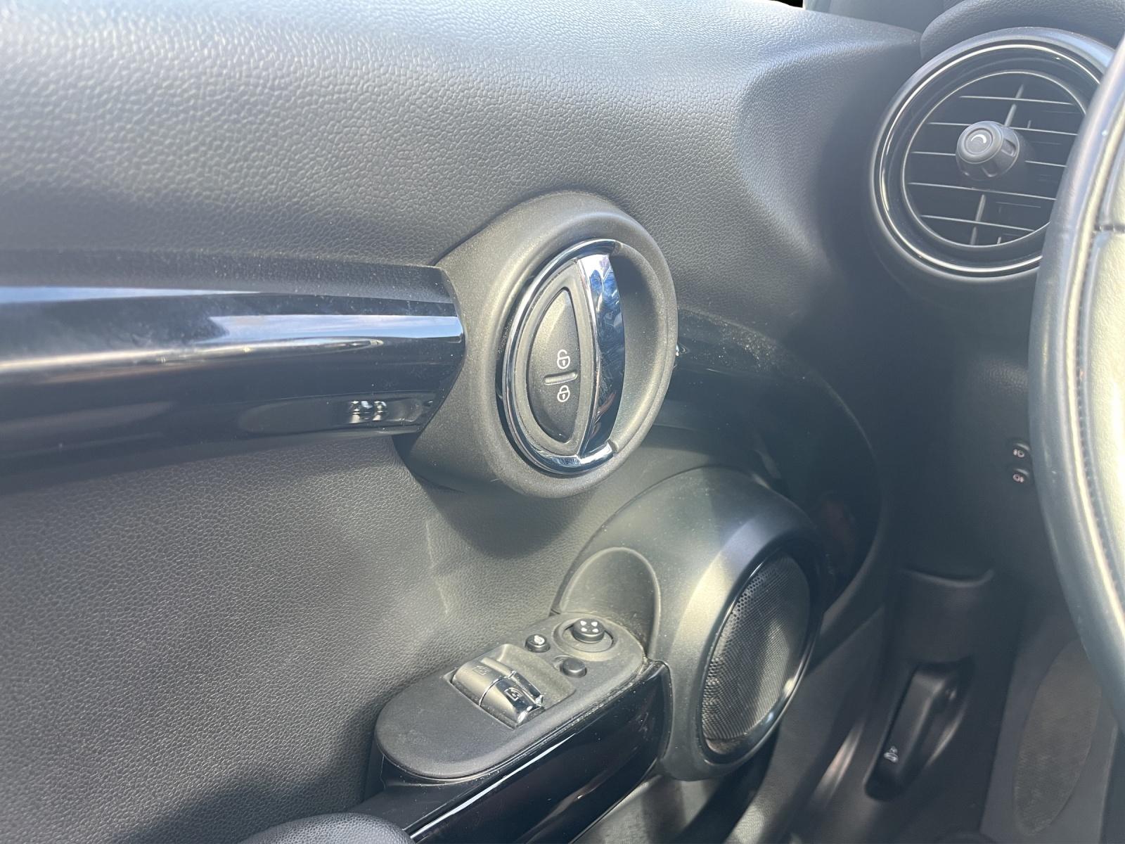 MINI MINI Cooper SE - 19