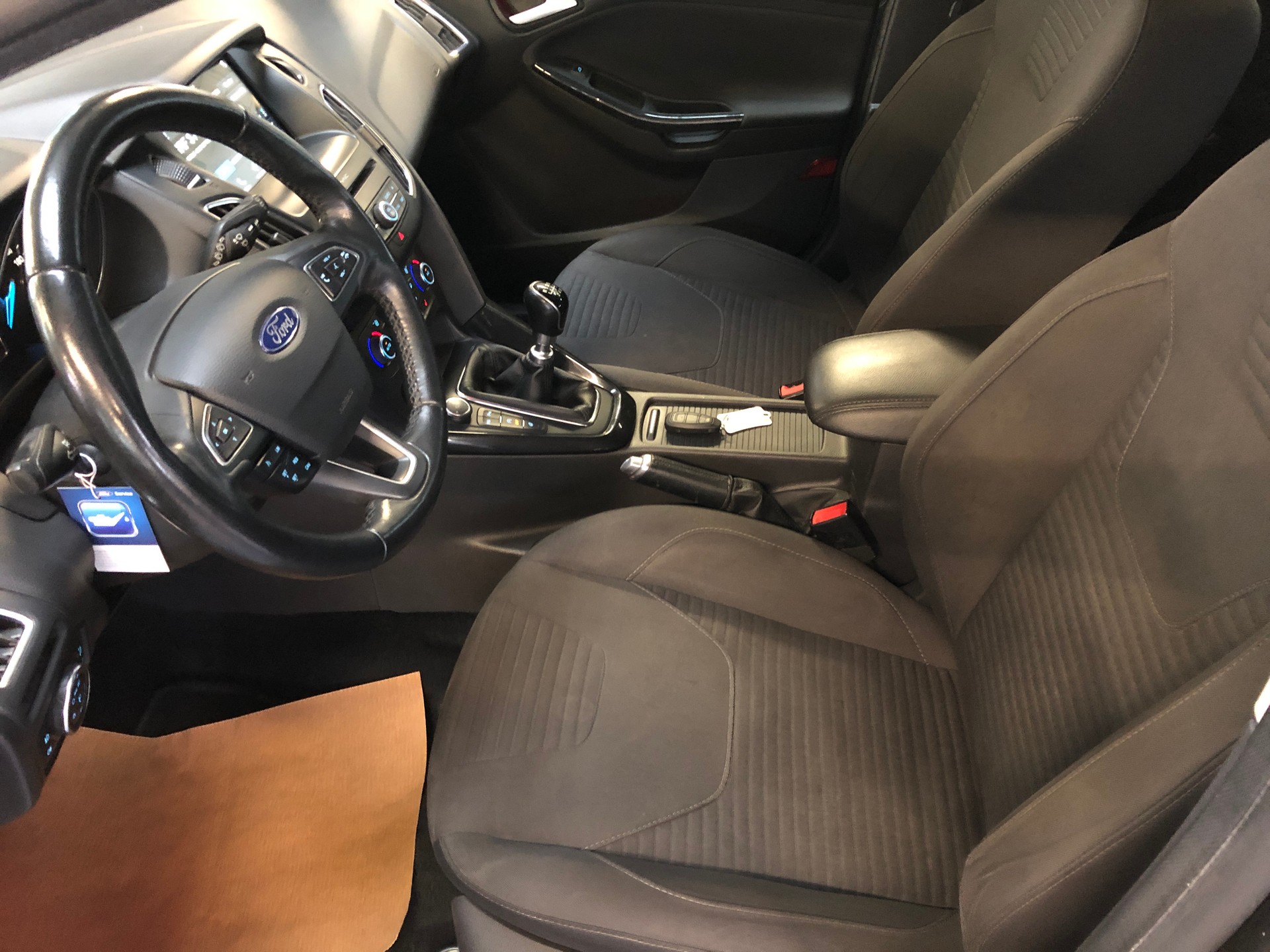 FORD Focus 1.5 TDCi ECOnetic Business - 18