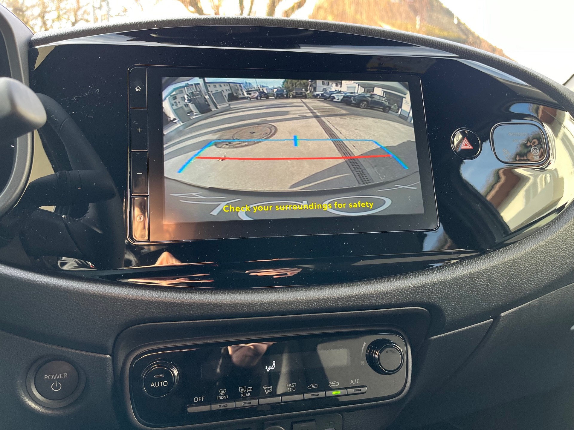 TOYOTA Aygo X 1.5 Comfort e-CVT - 14