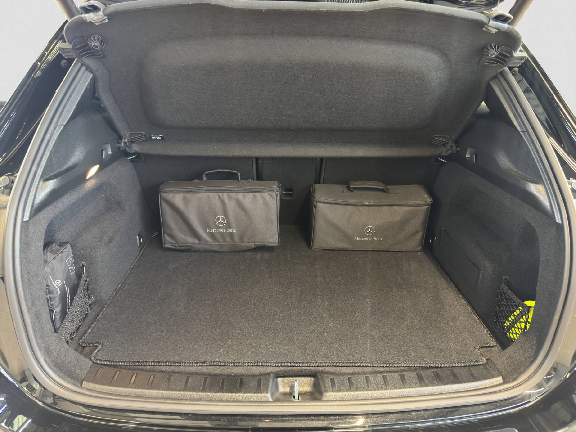 MERCEDES-BENZ EQA 250 Electric Art Line - 14