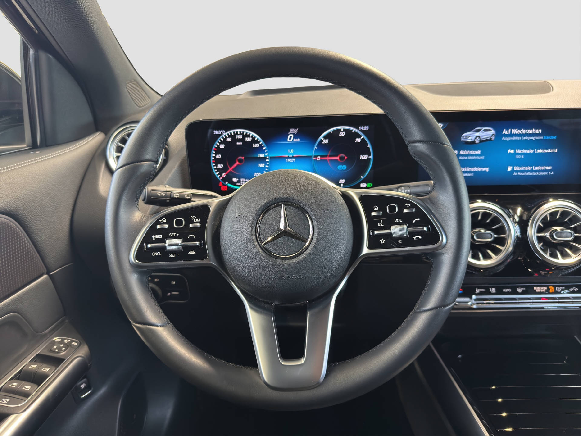 MERCEDES-BENZ EQA 250 Electric Art Line - 8
