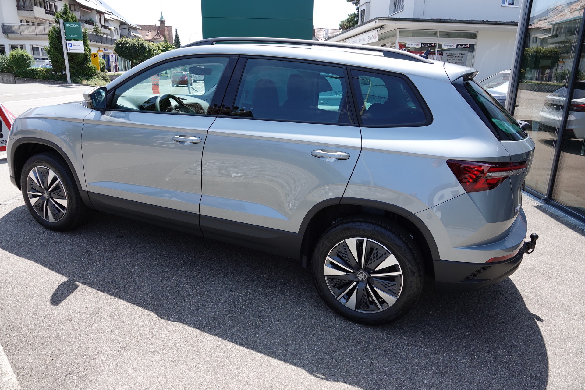 SKODA Karoq 1.5 TSI Dynamic DSG - 6