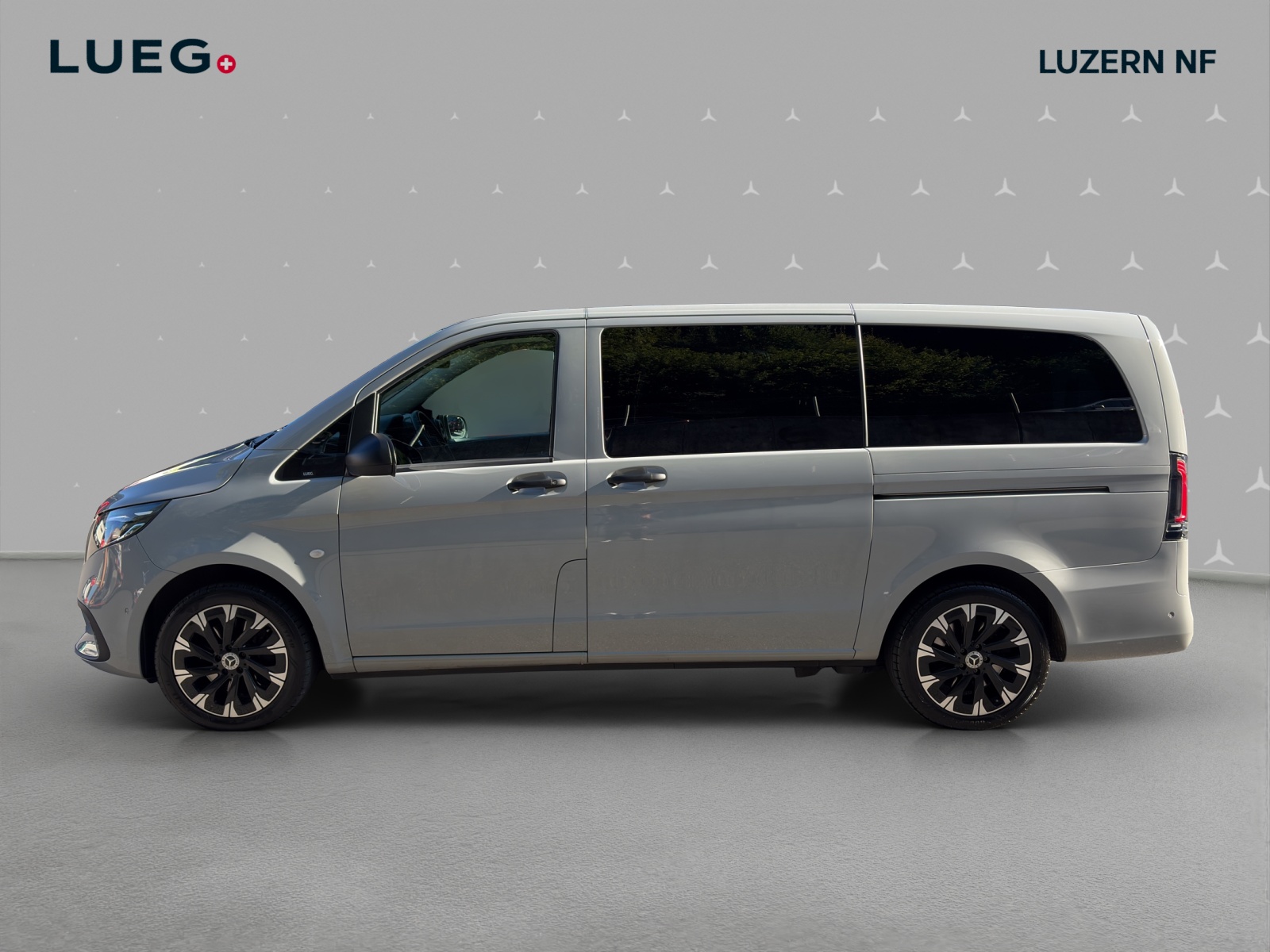 MERCEDES-BENZ Vito 116 CDI Lang Pro Tourer 4Matic 9G-Tronic - 2
